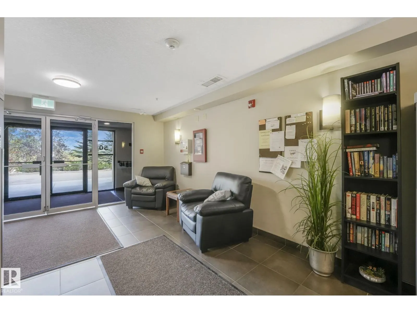 #112 500 PALISADES WY