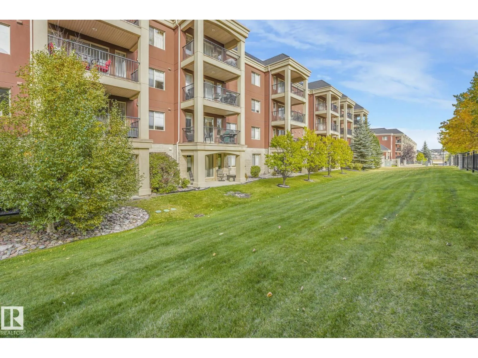 #112 500 PALISADES WY