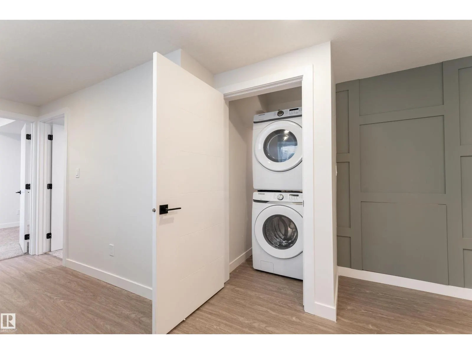 12431 47 ST NW