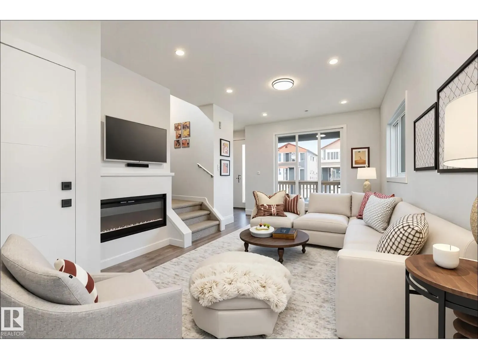 12431 47 ST NW