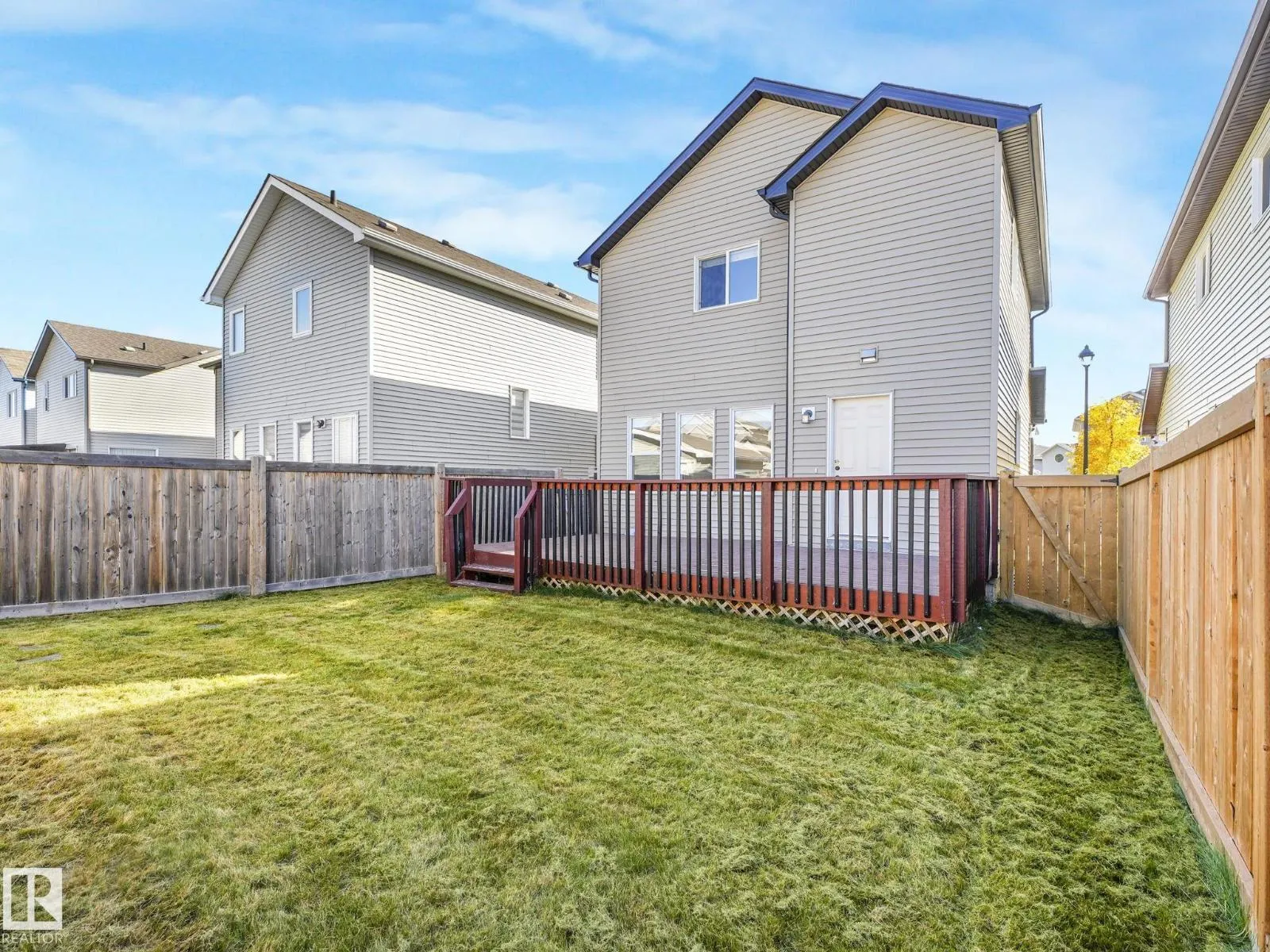17724 6 AV SW