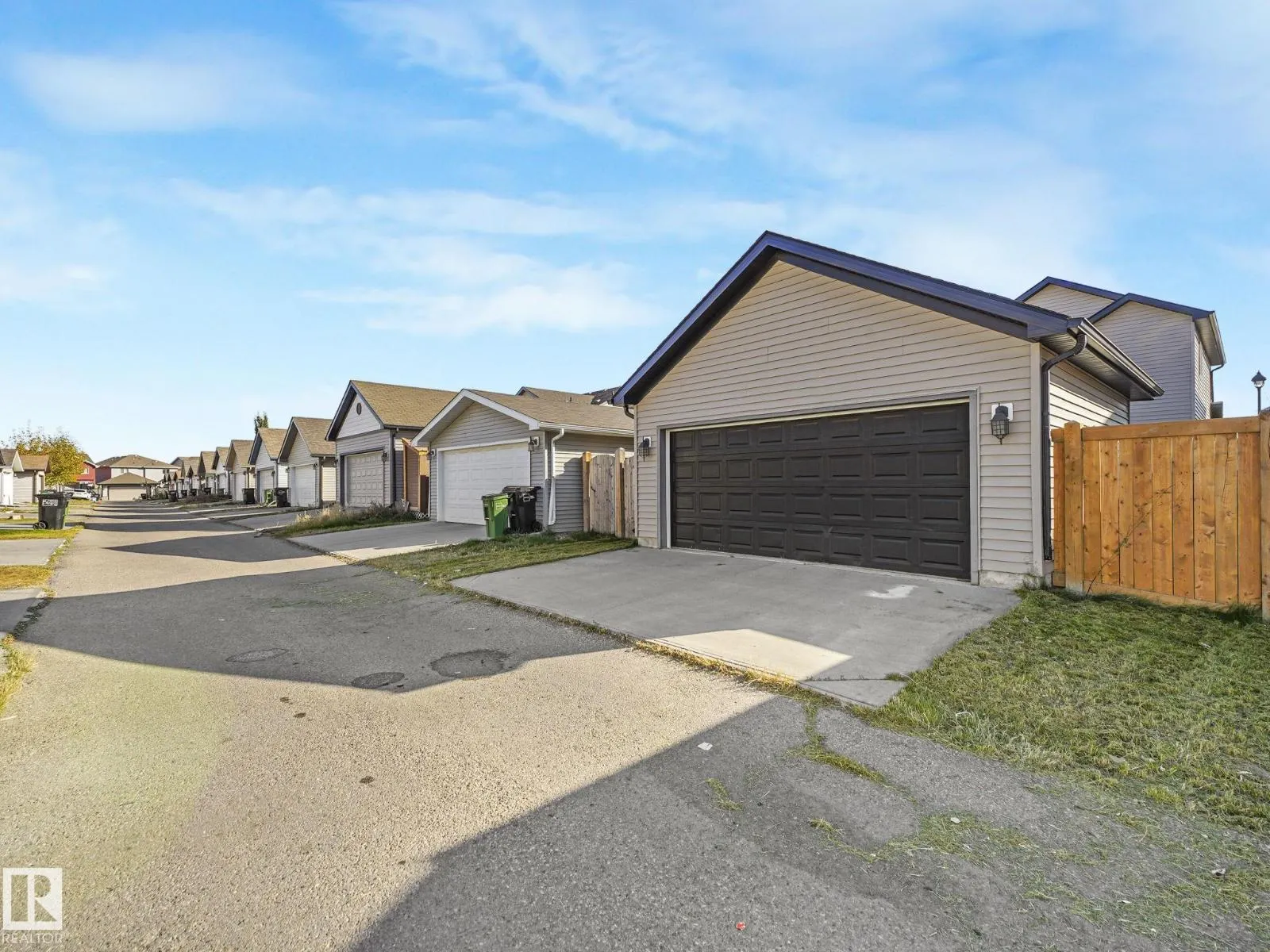 17724 6 AV SW