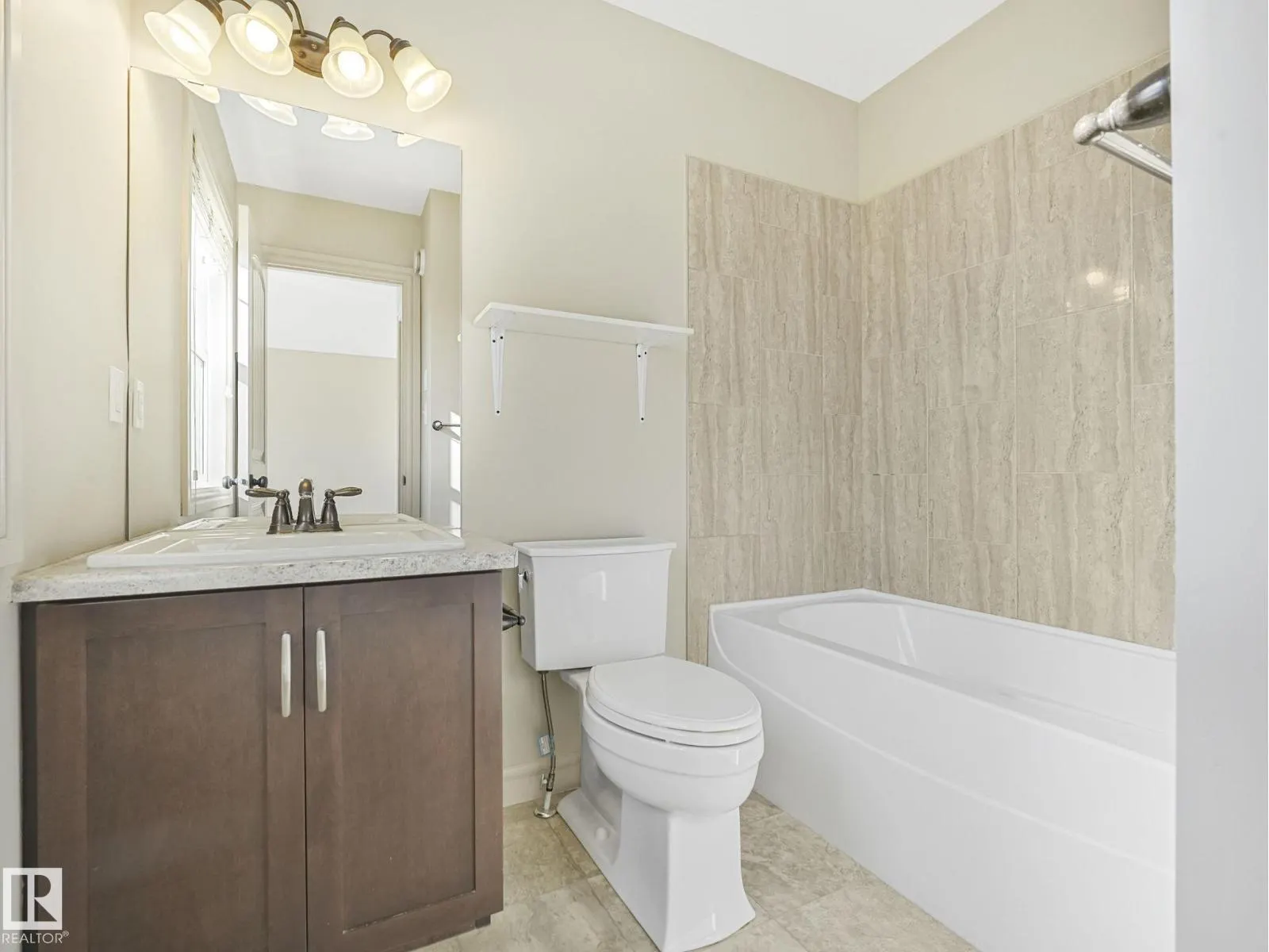 17724 6 AV SW