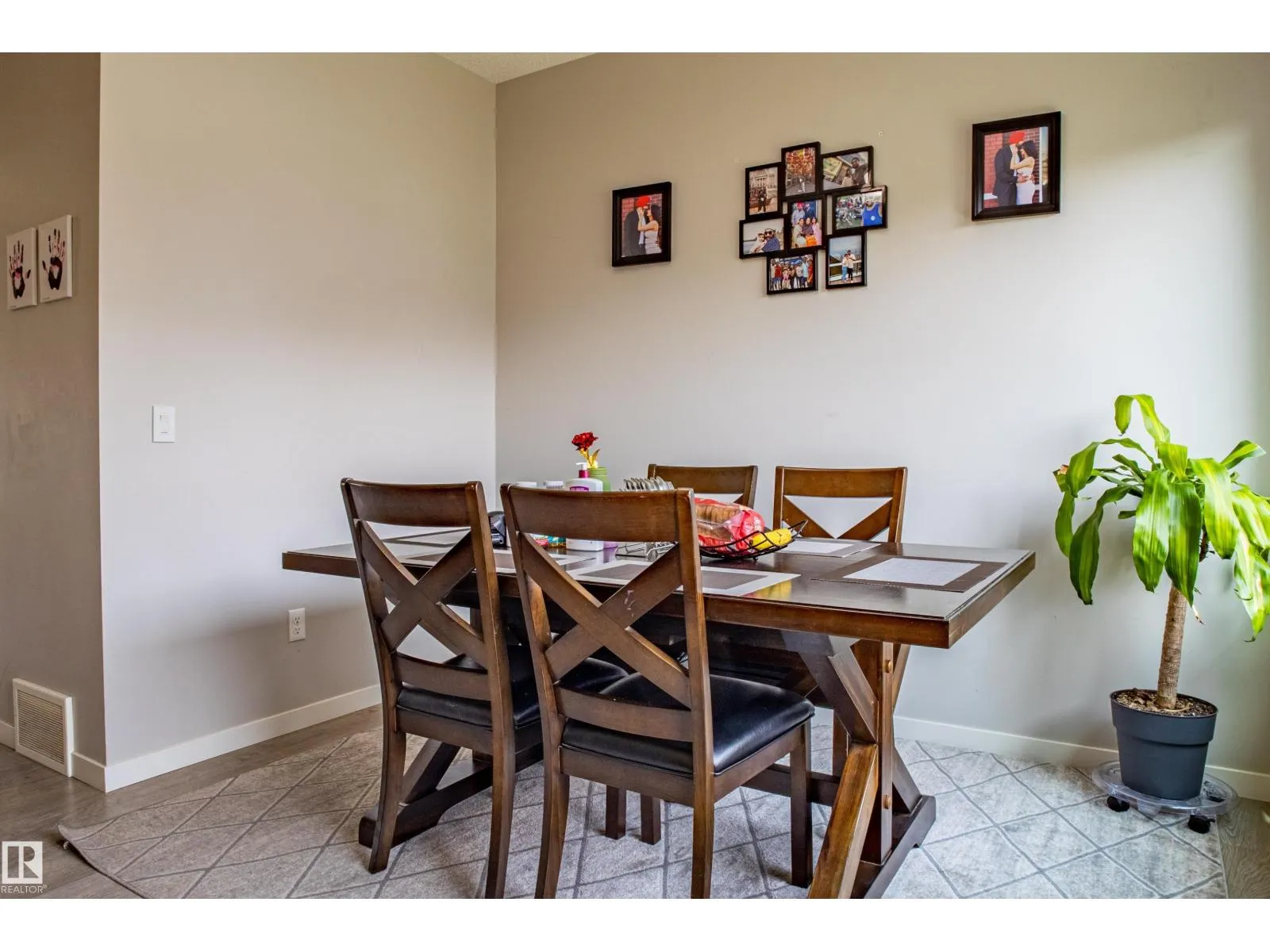 2407 CASEY LINK SW