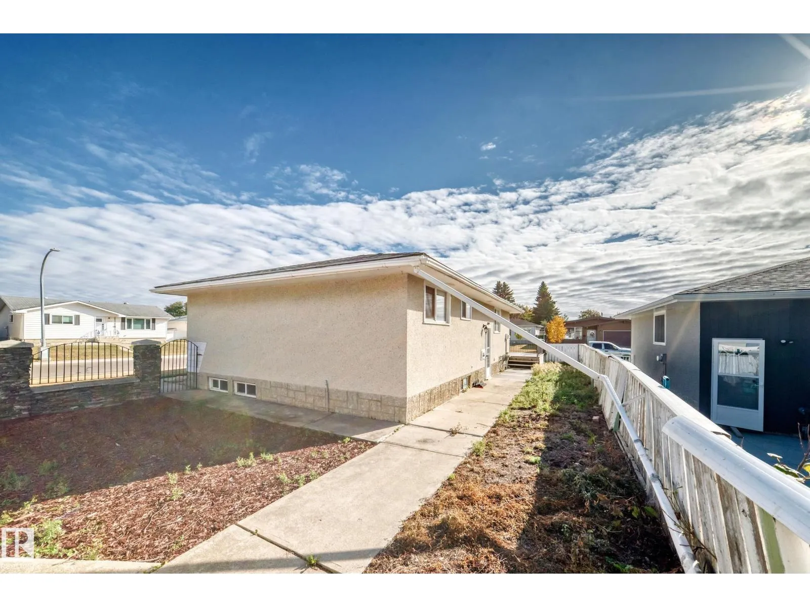 14804 73A ST NW