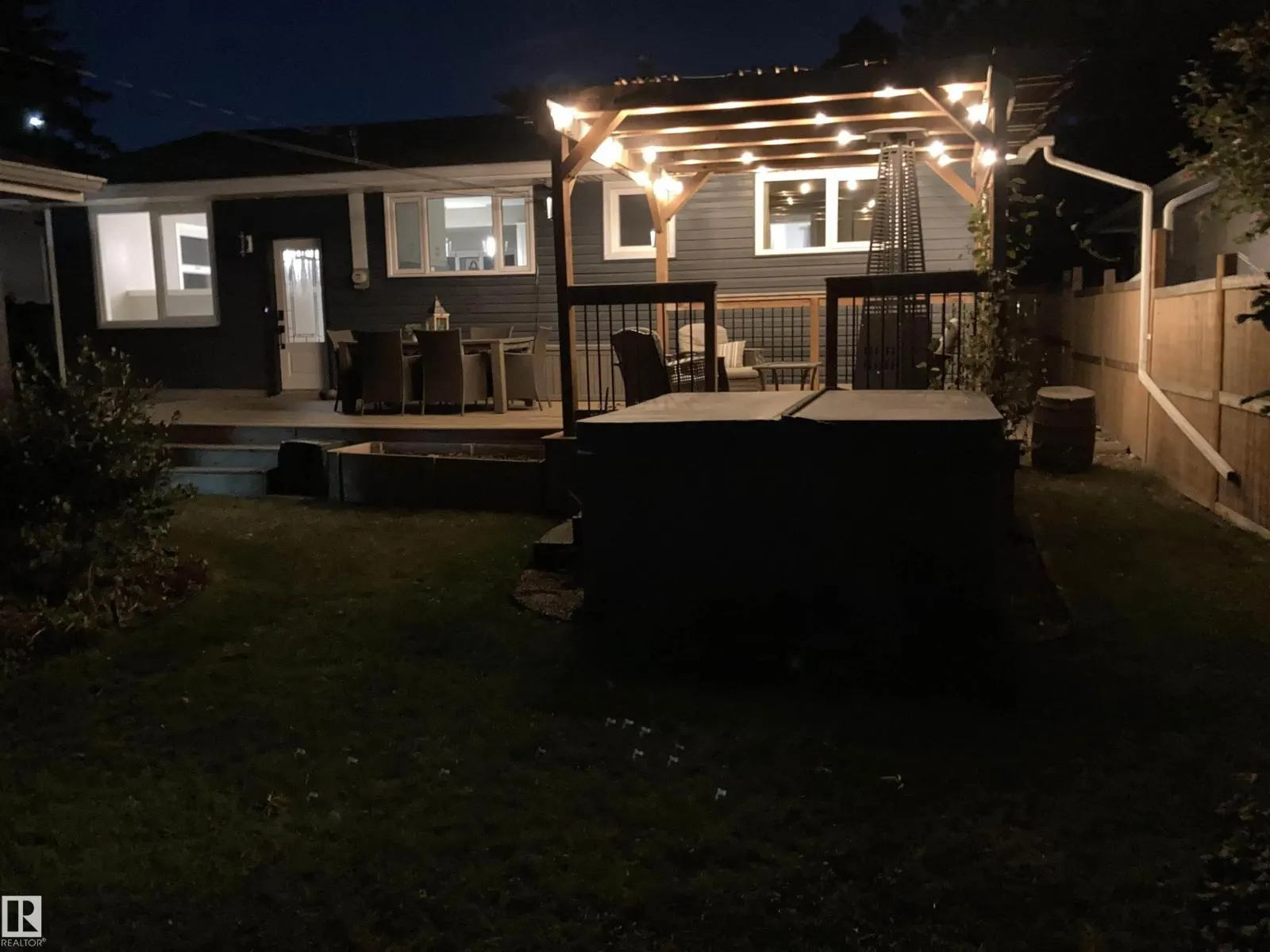 16107 80 AV NW