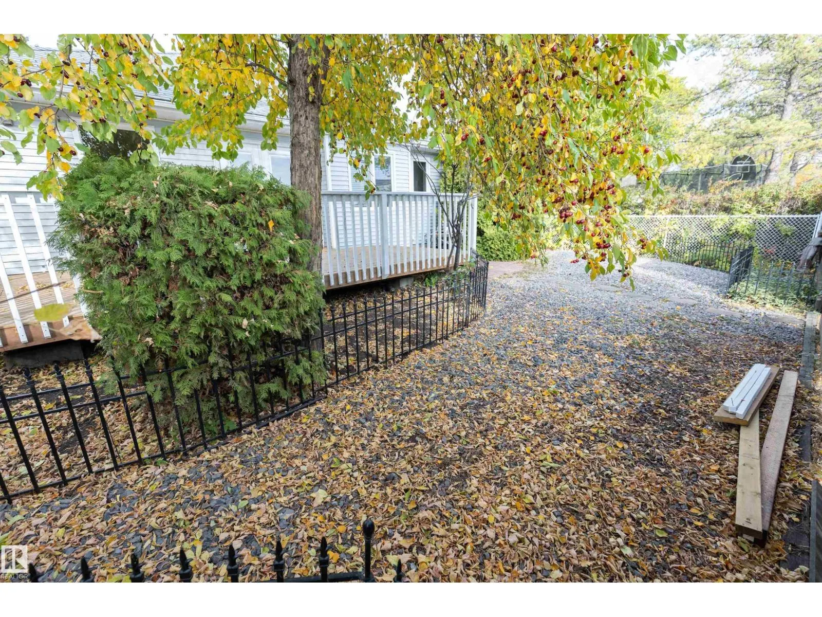 50 Hillside CR