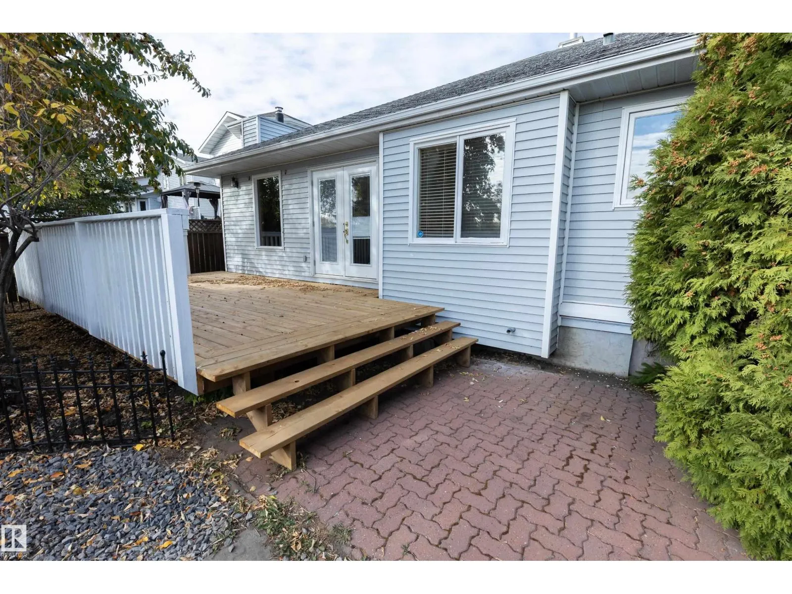 50 Hillside CR