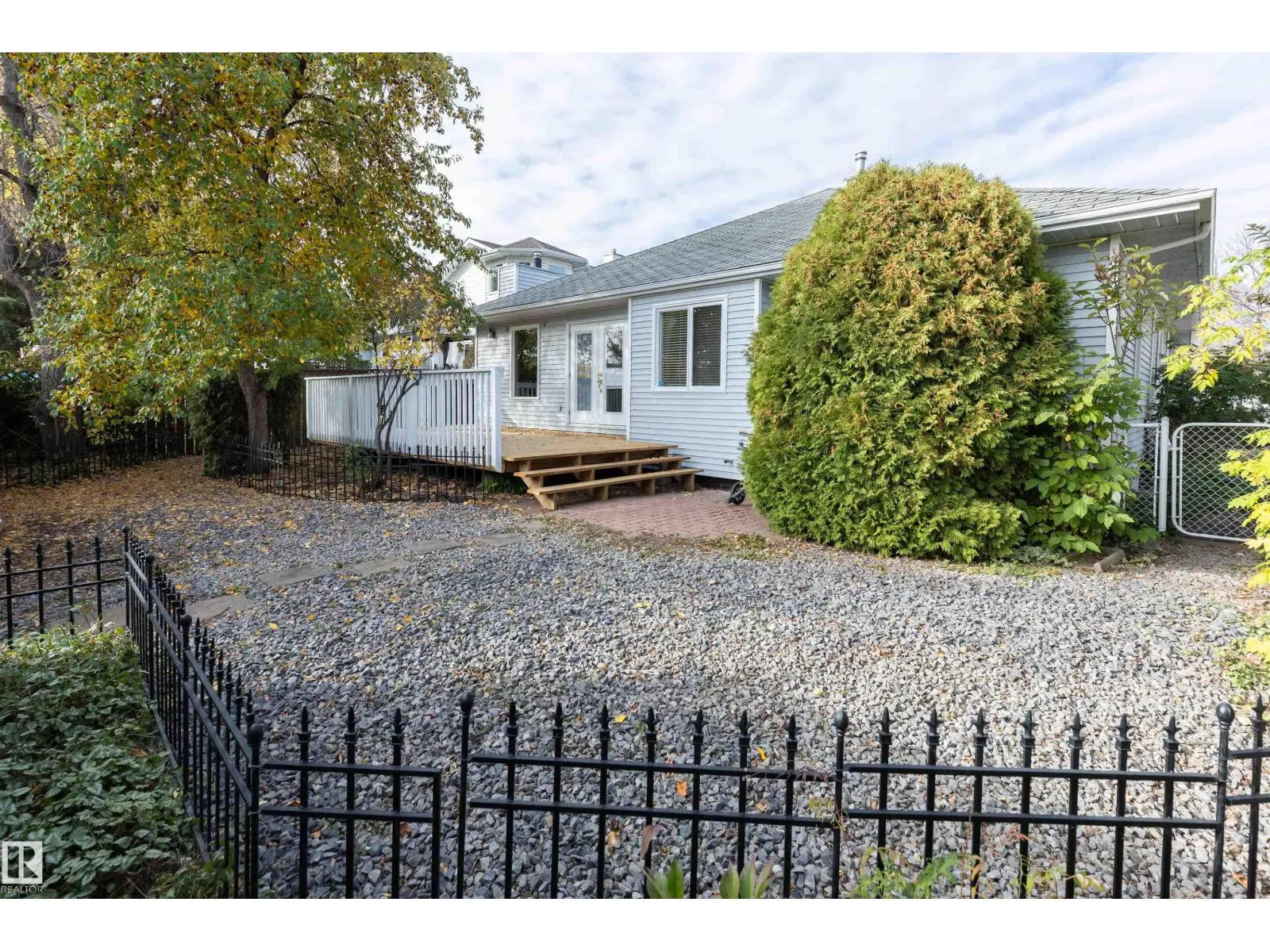 50 Hillside CR