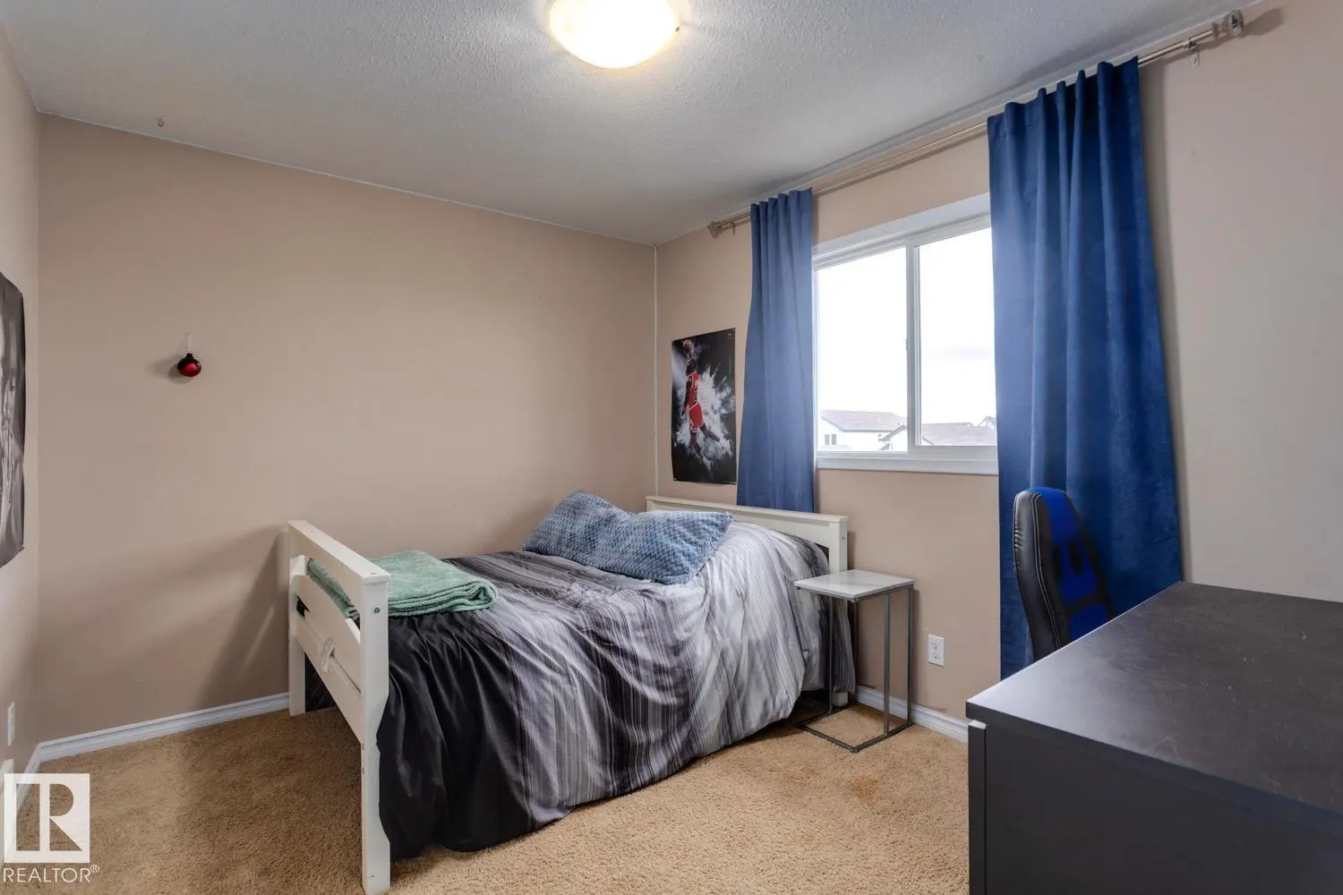 21212 58 AV NW