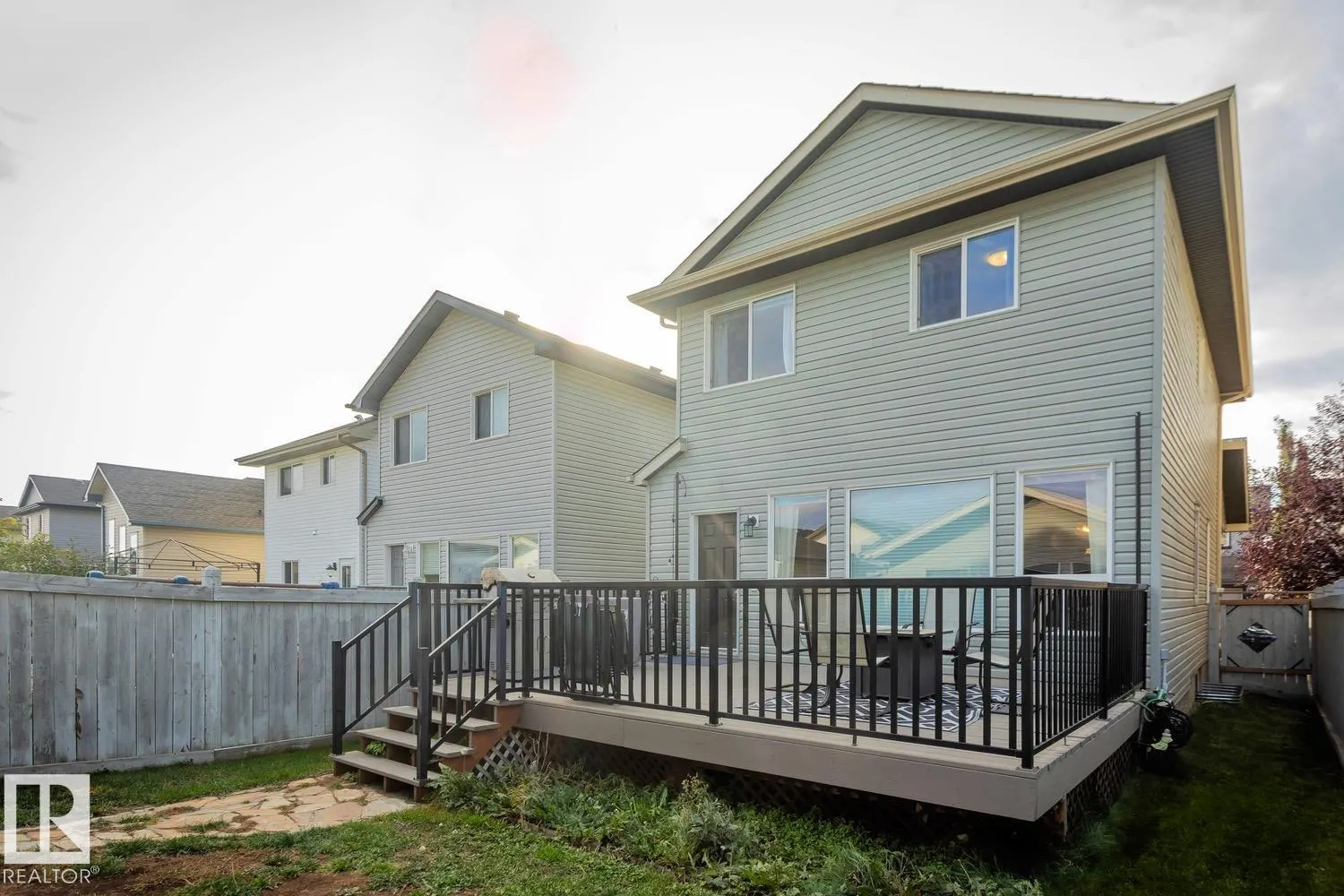 21212 58 AV NW