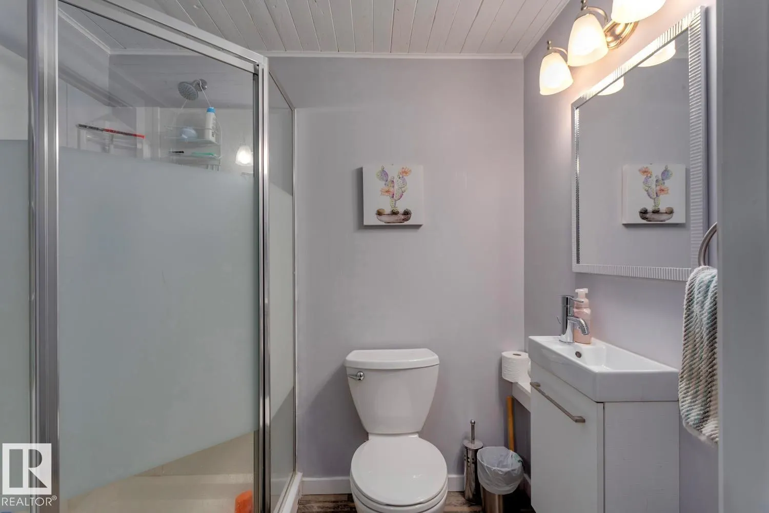 21212 58 AV NW