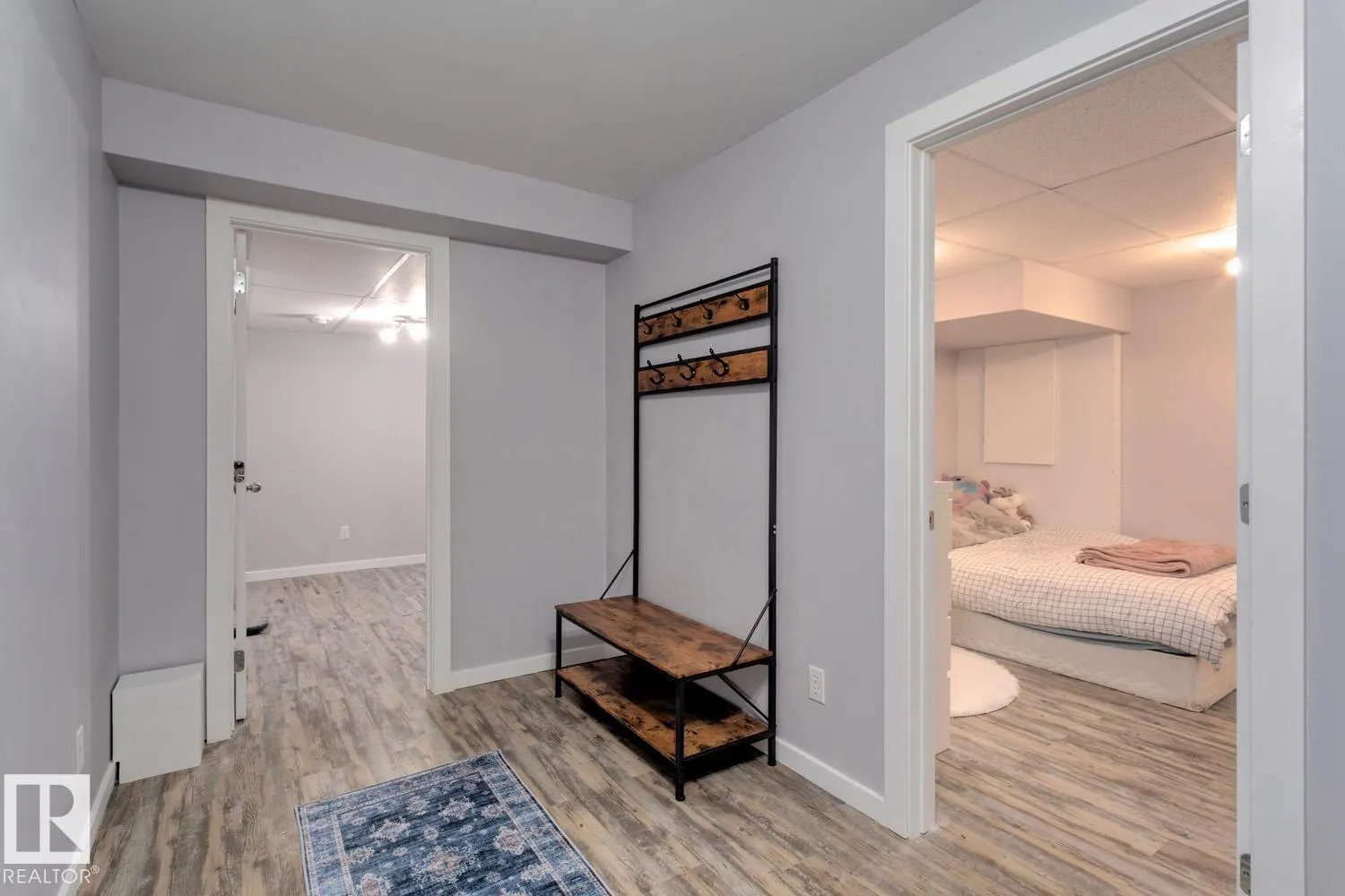 21212 58 AV NW