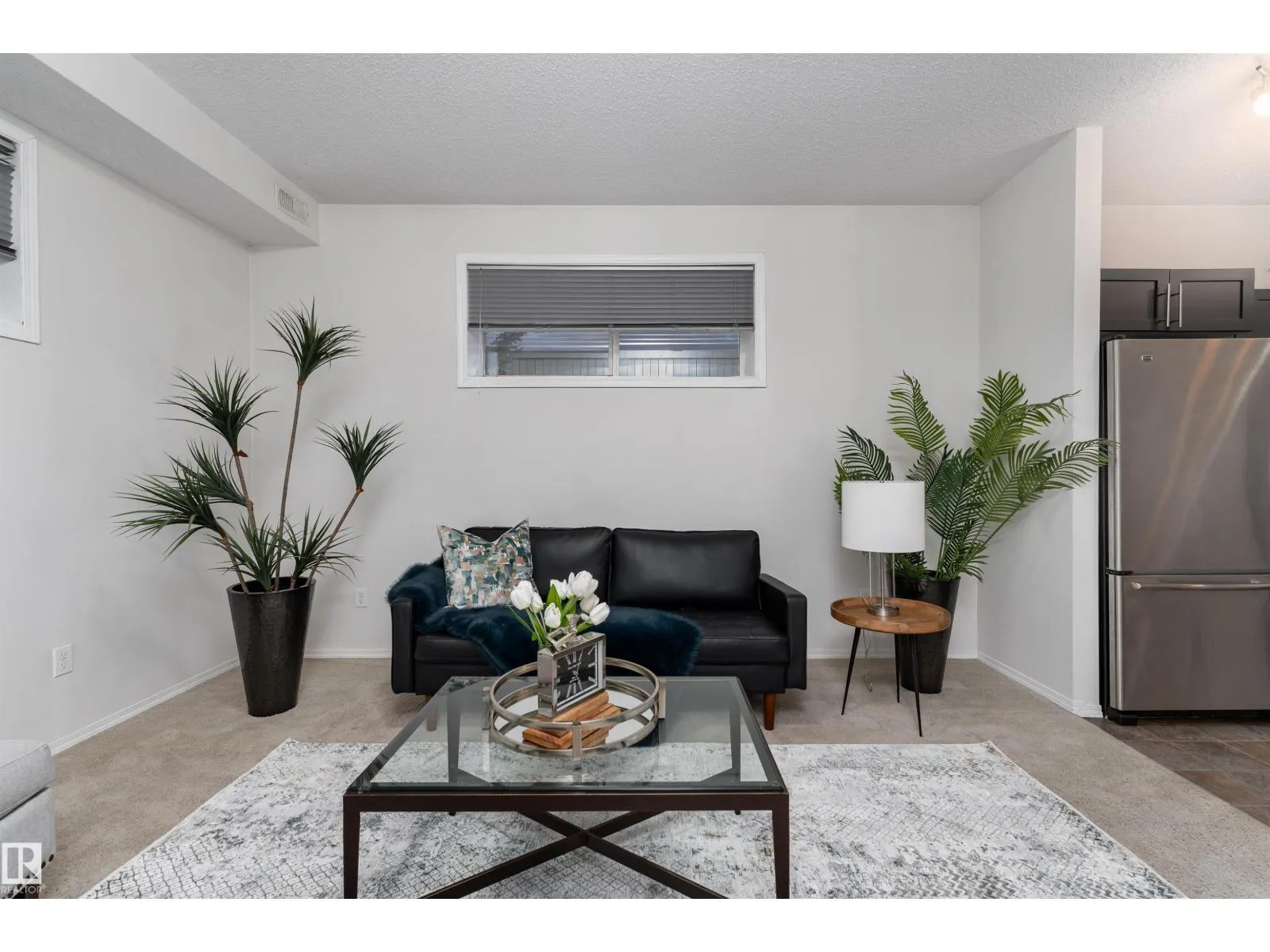 #22 6520 2 AV SW