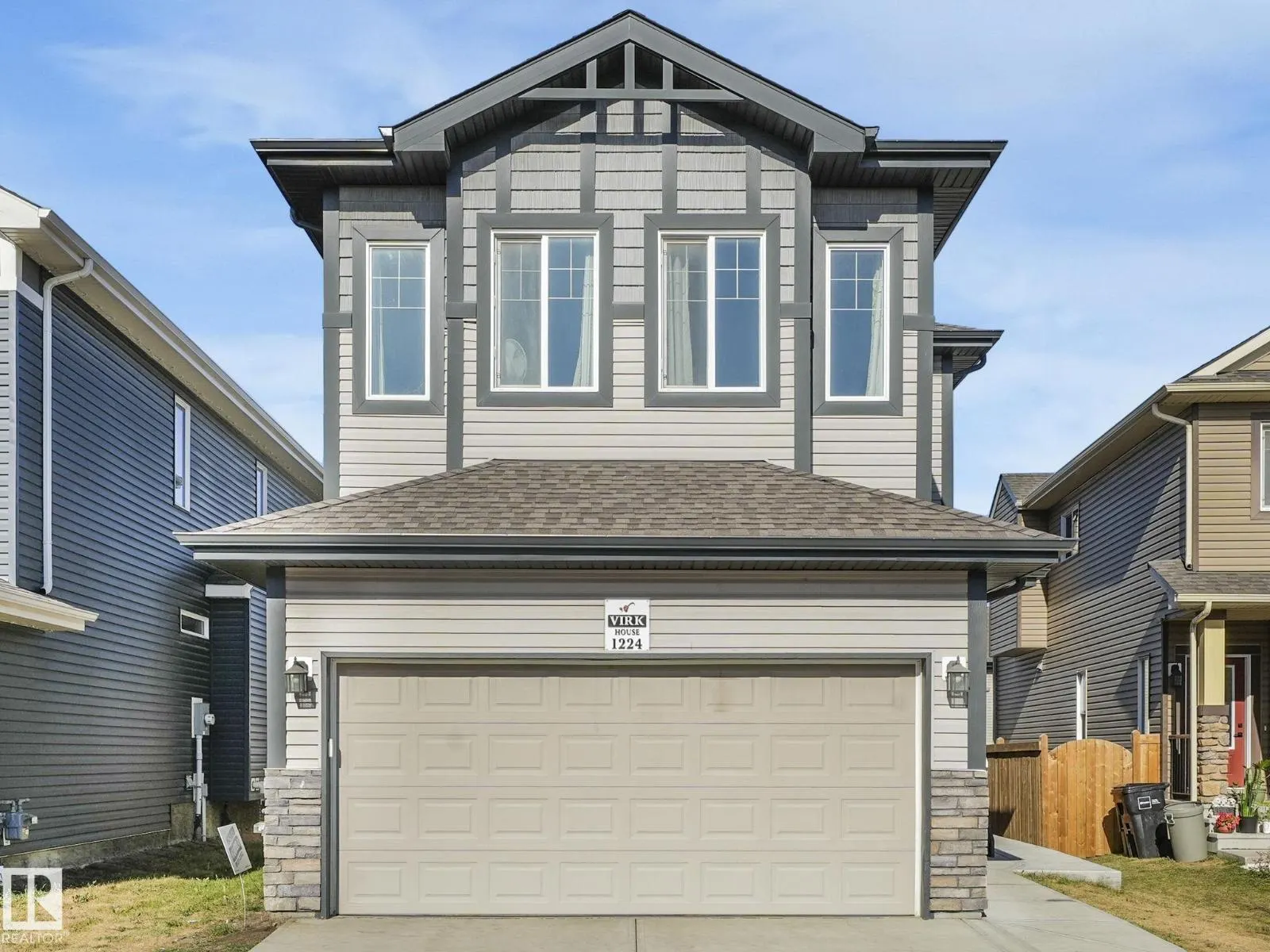 1224 25 AV NW