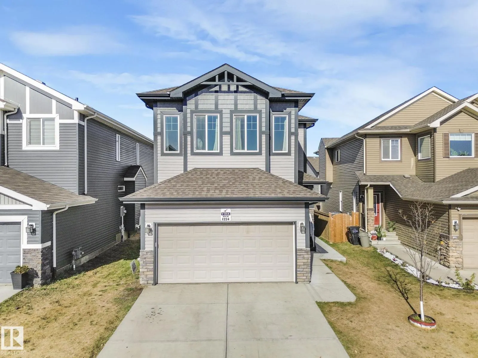1224 25 AV NW