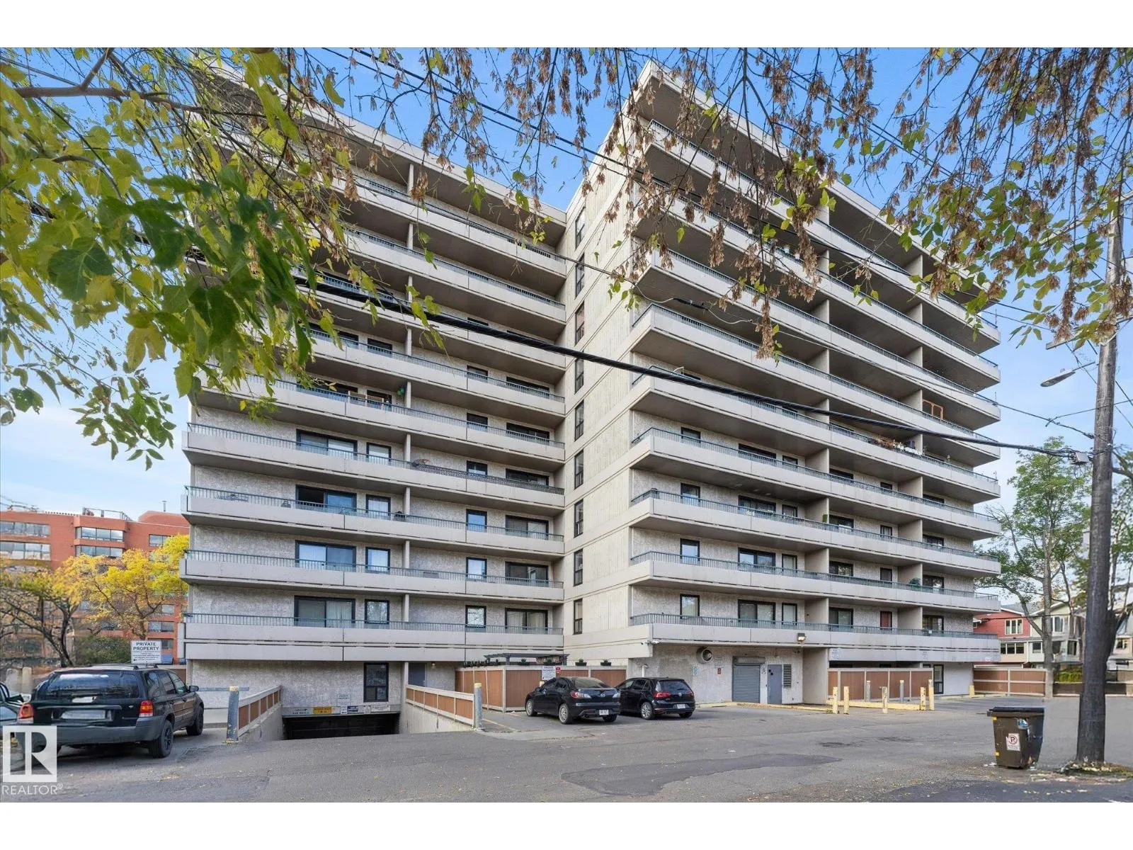 #104 10175 114 ST NW