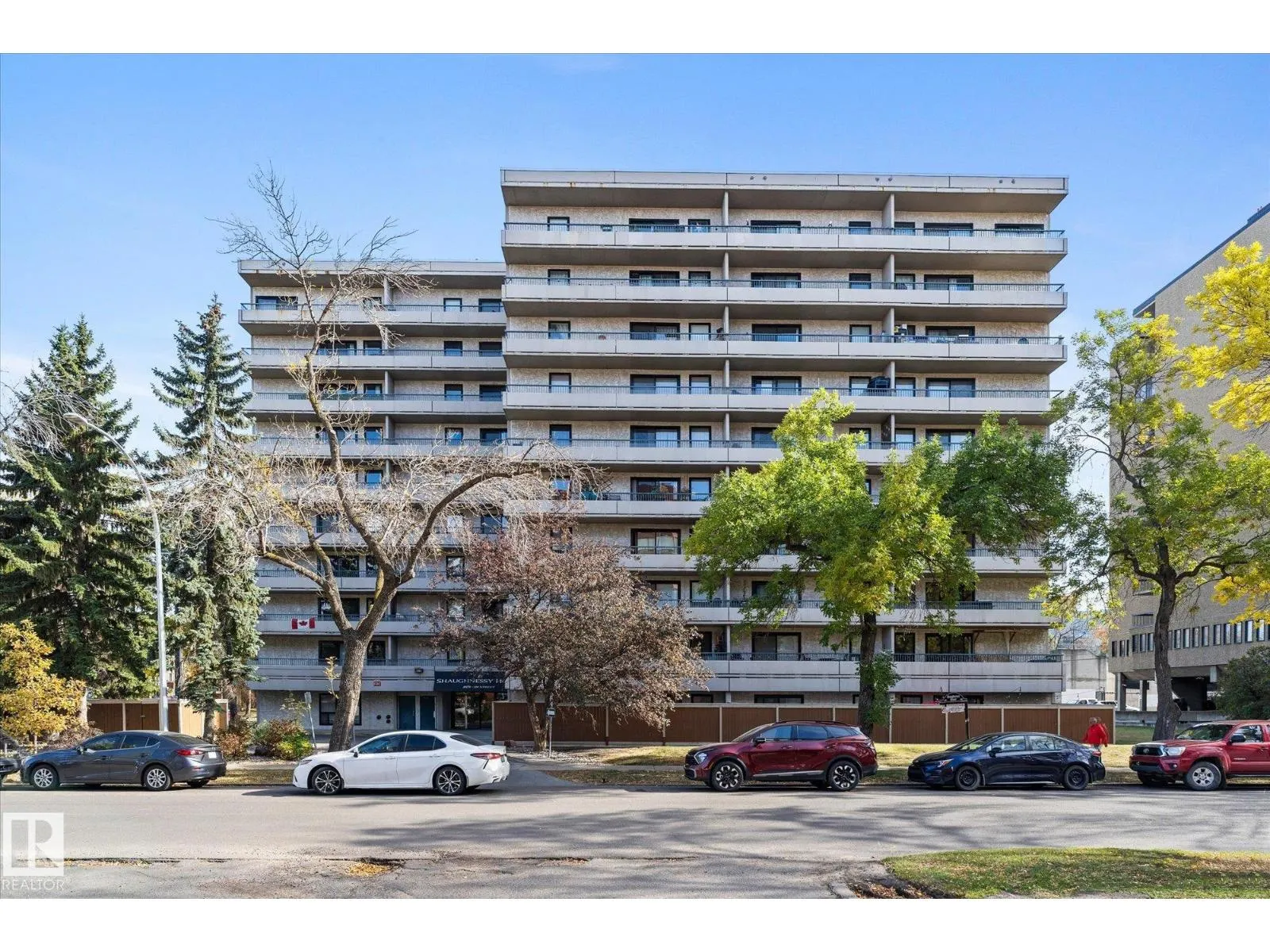 #104 10175 114 ST NW