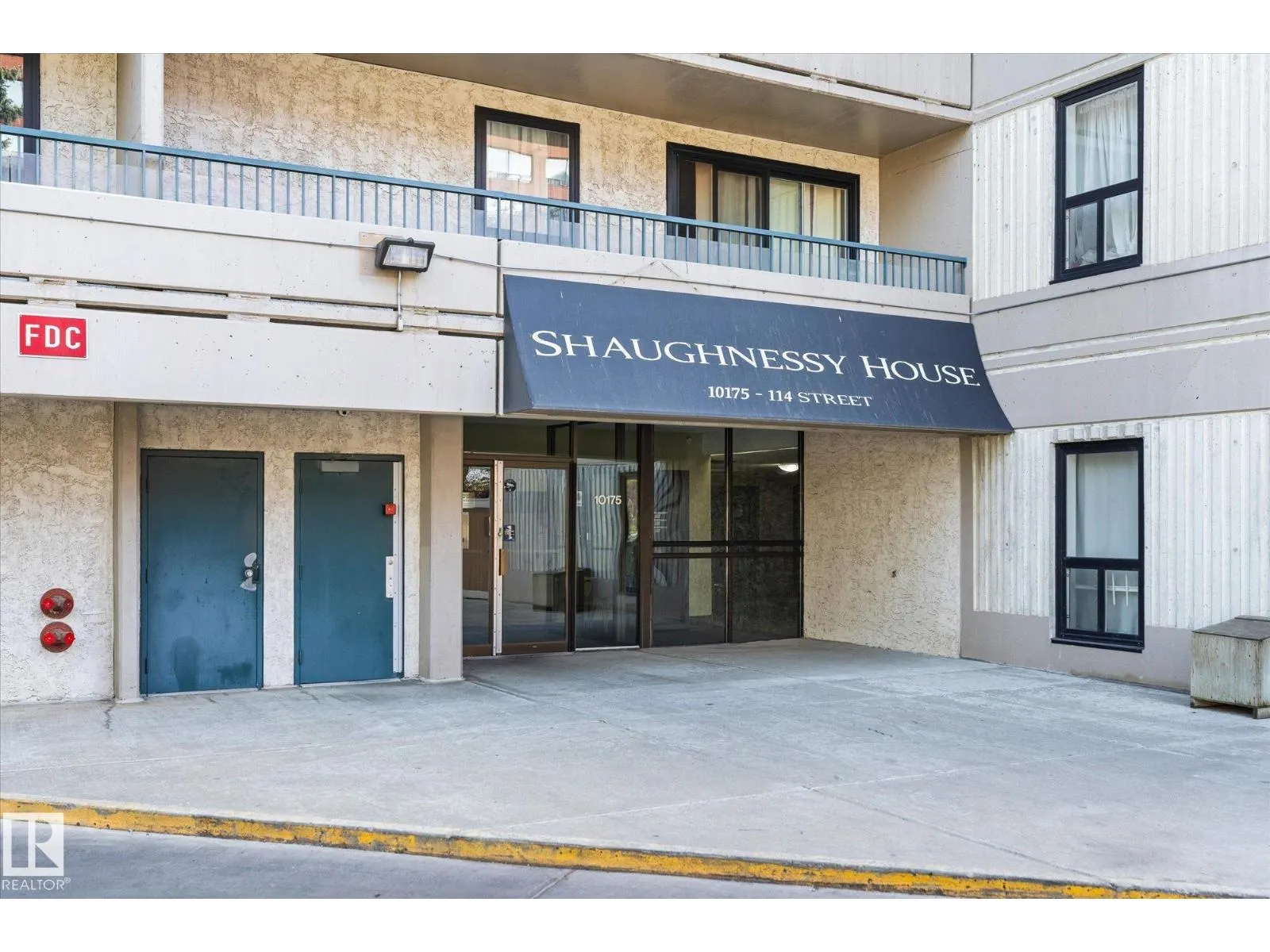 #104 10175 114 ST NW