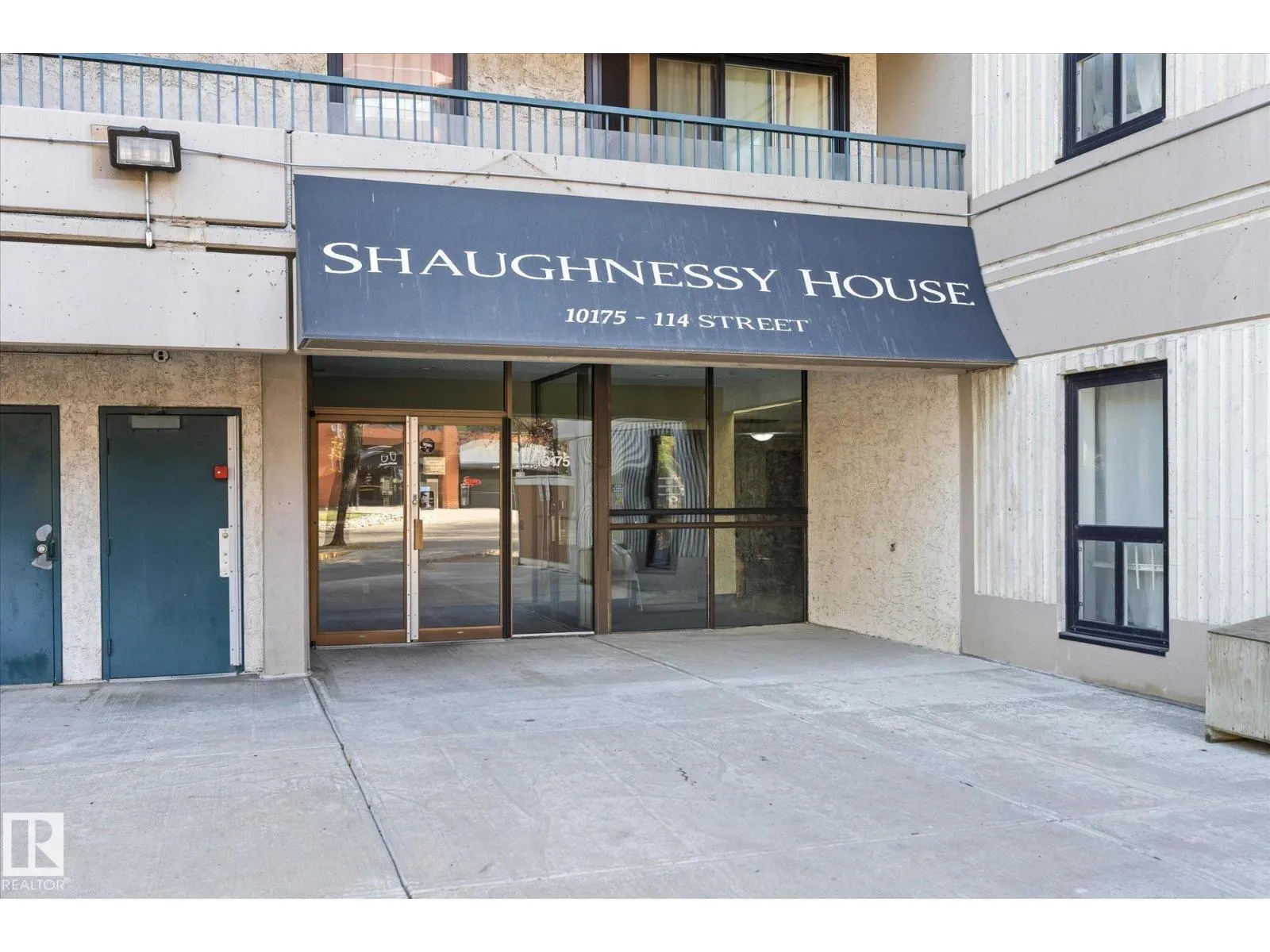 #104 10175 114 ST NW