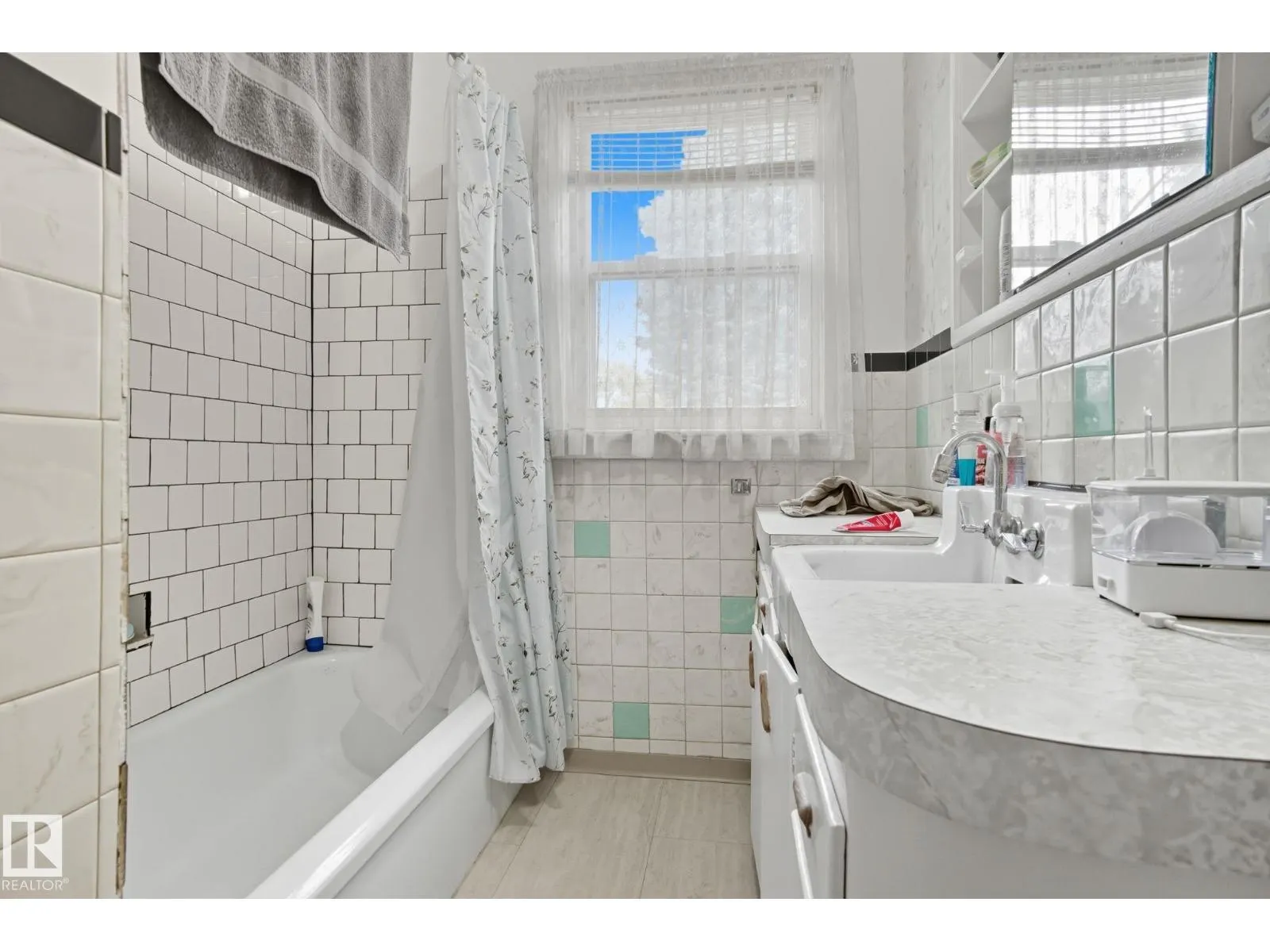12414 88 ST NW