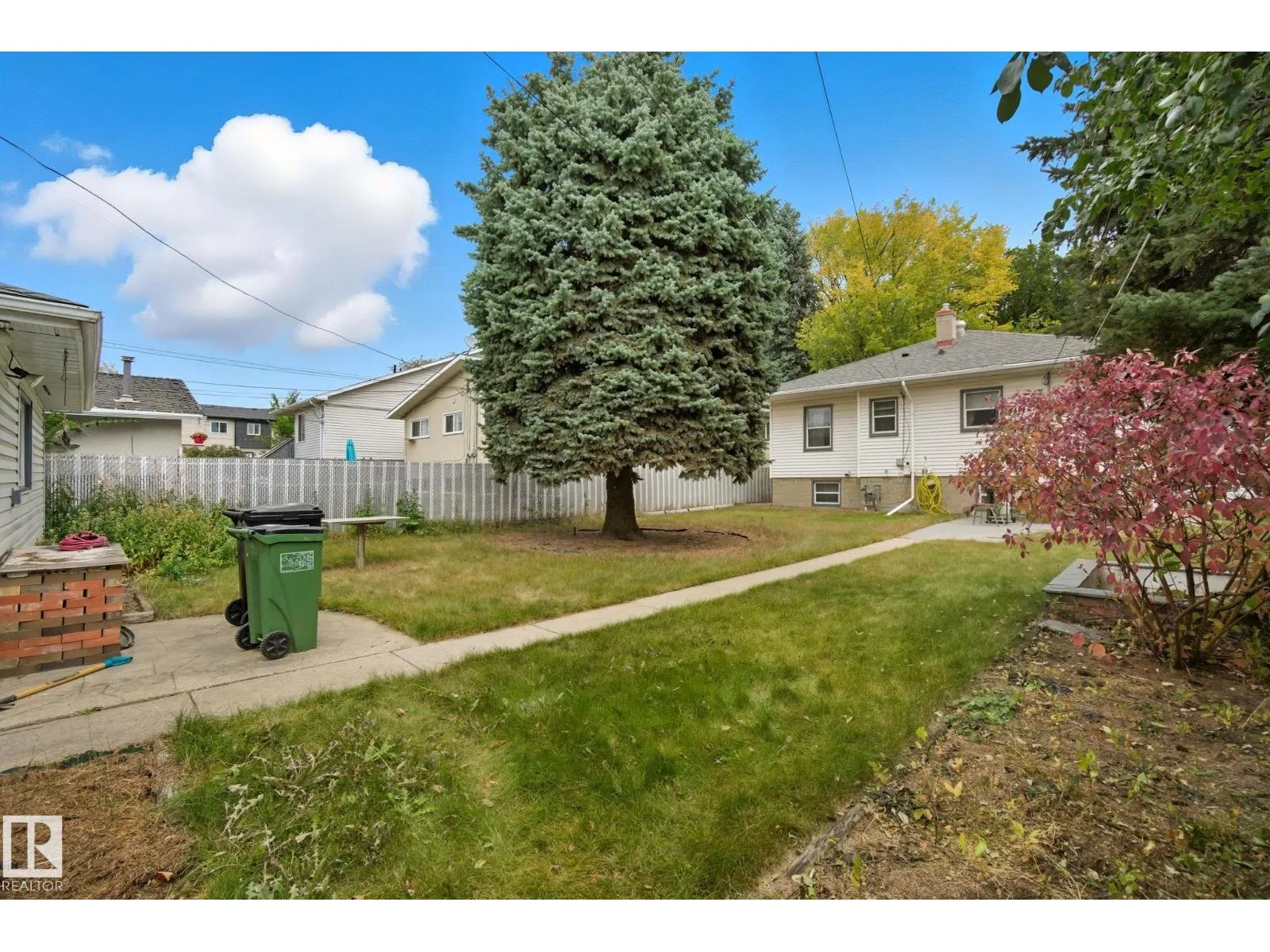 12414 88 ST NW