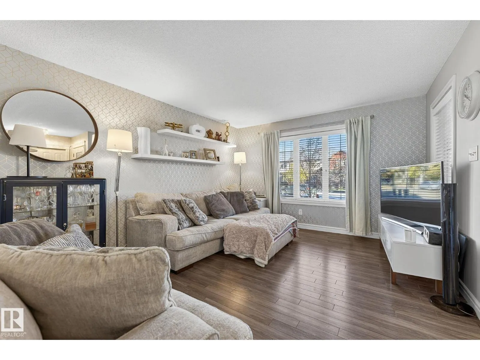 361 NELSON DR