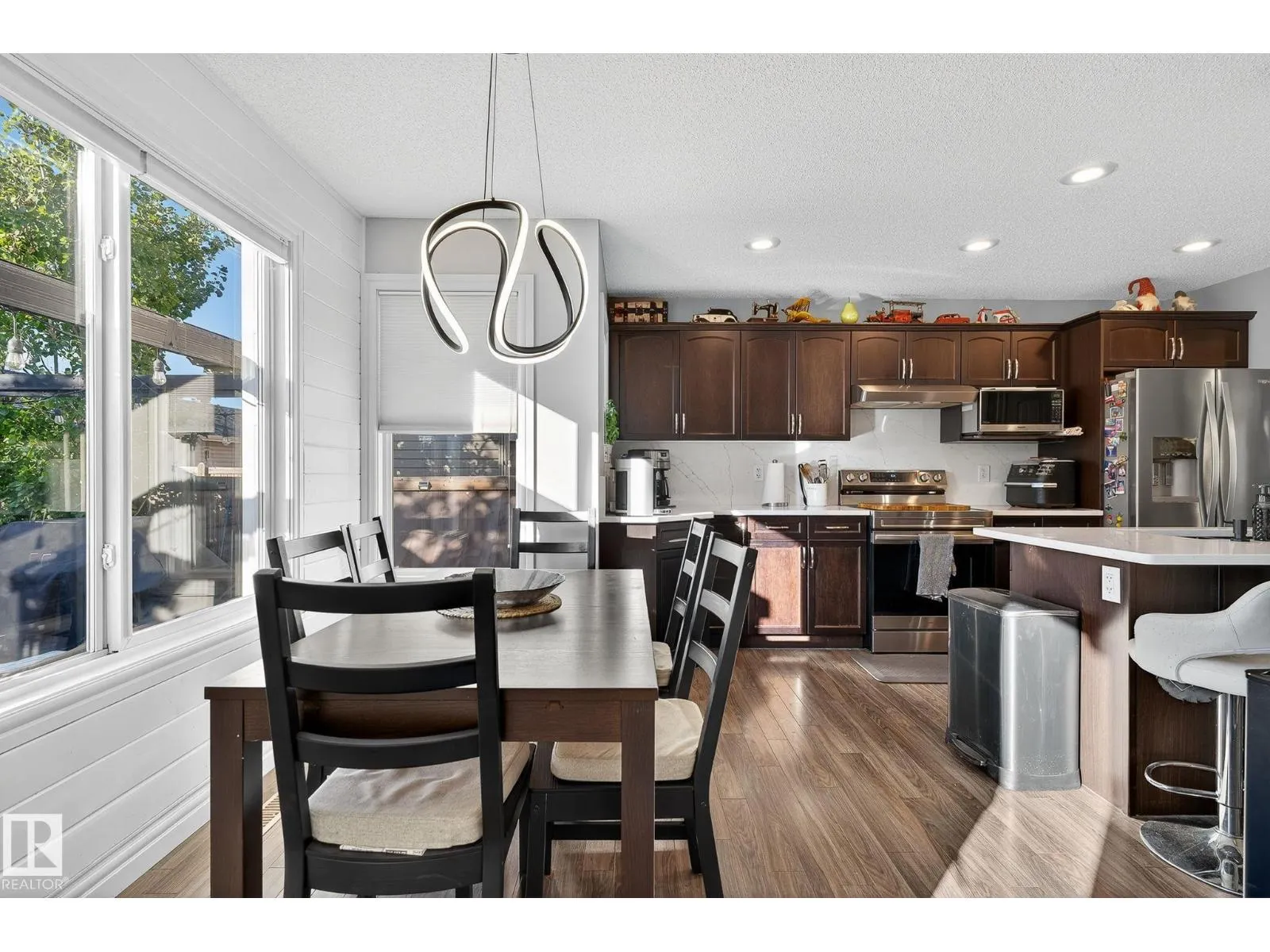 361 NELSON DR
