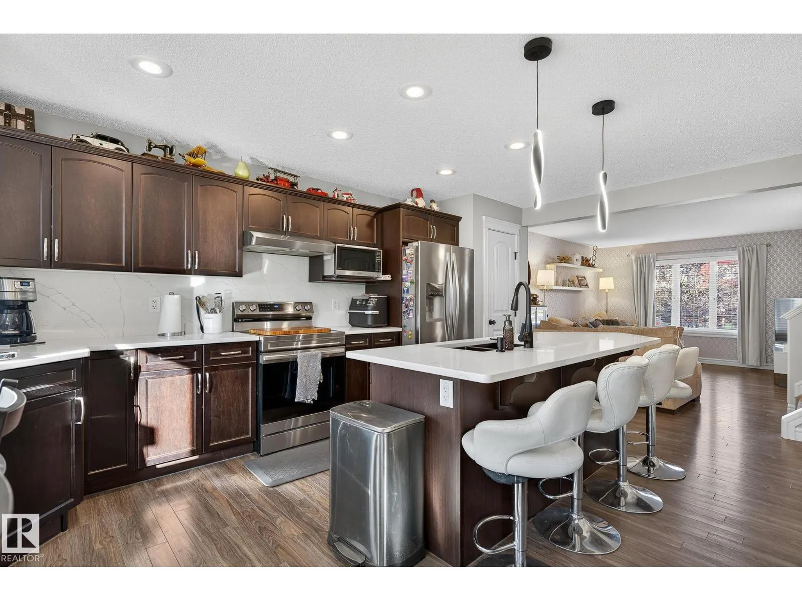 361 NELSON DR