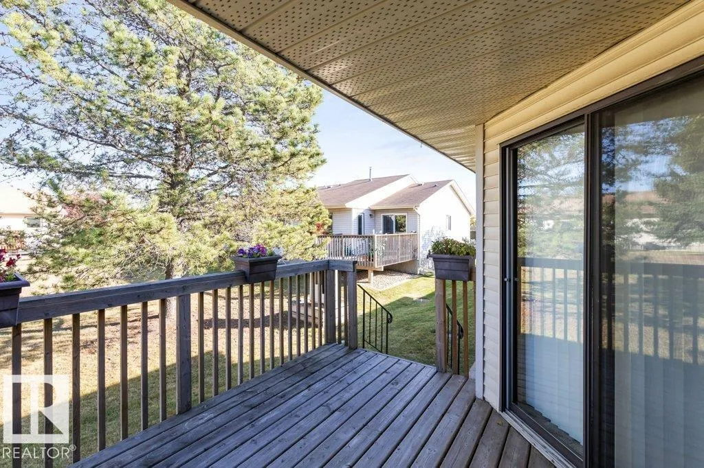 10646 153 AV NW