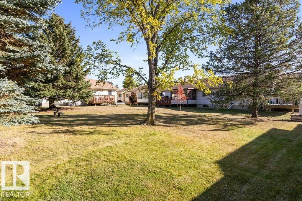10646 153 AV NW
