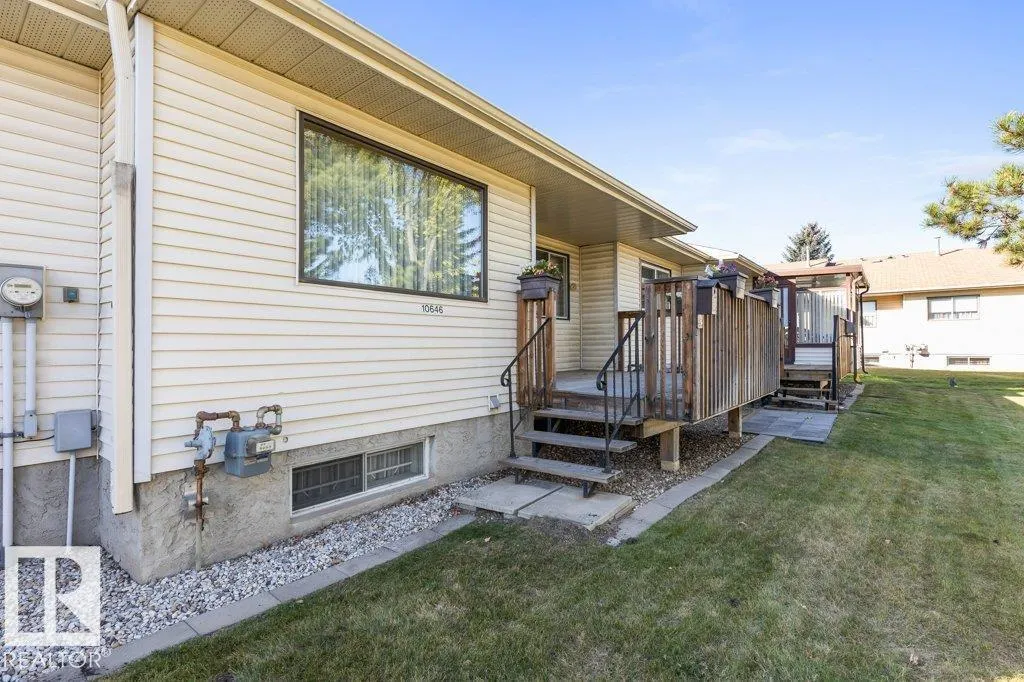 10646 153 AV NW