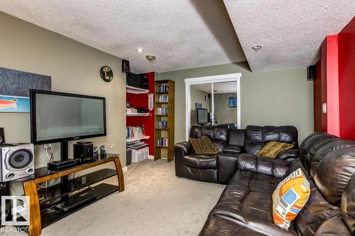1187 LAKEWOOD RD N NW