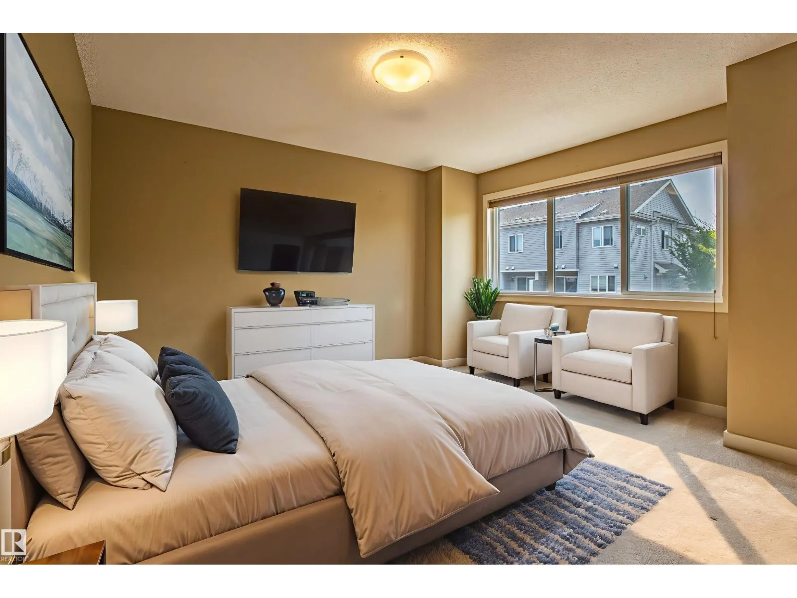 #32 2121 HADDOW DR NW