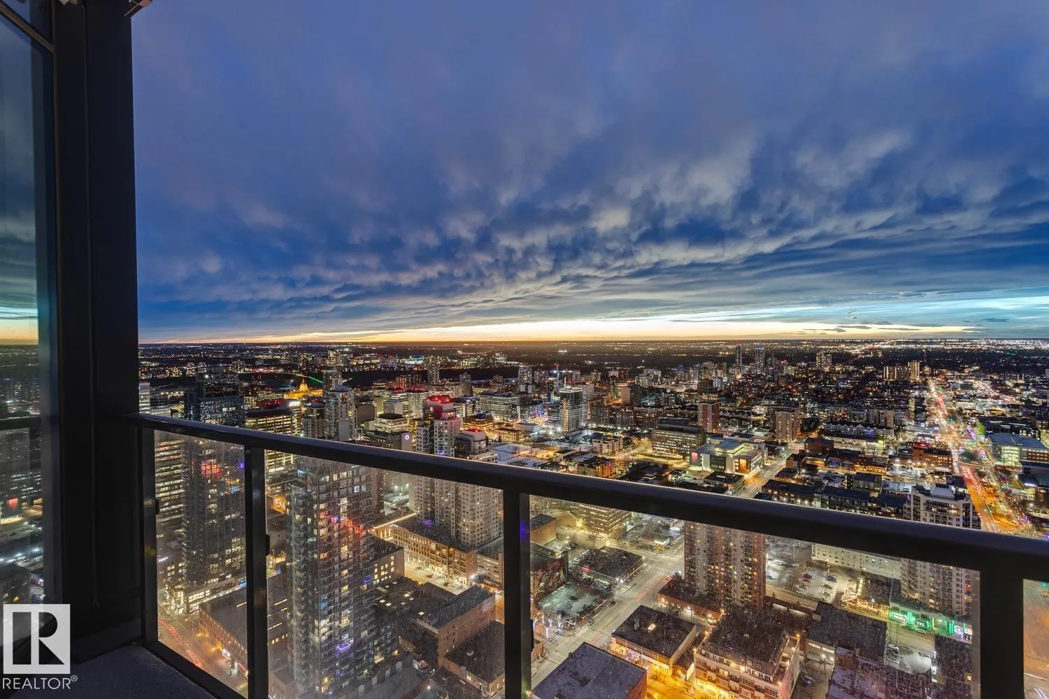 #4603 10360 102 ST NW