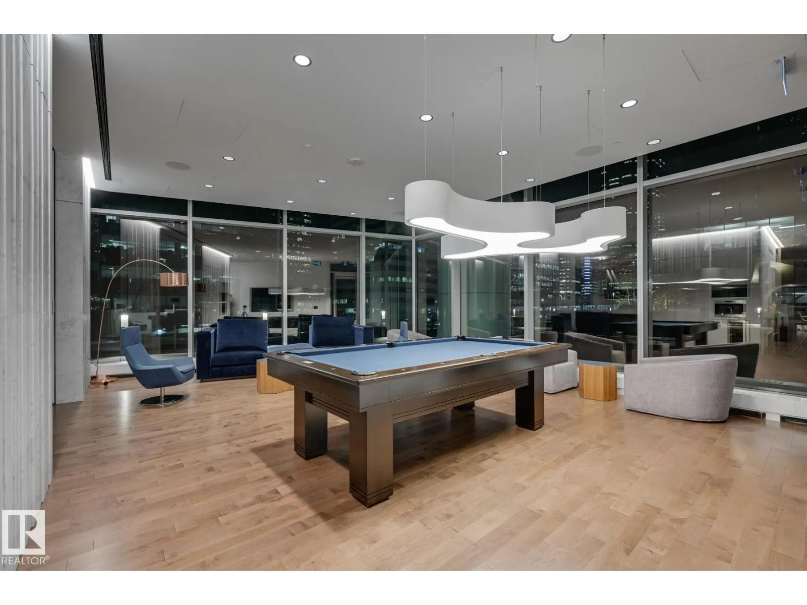 #4603 10360 102 ST NW