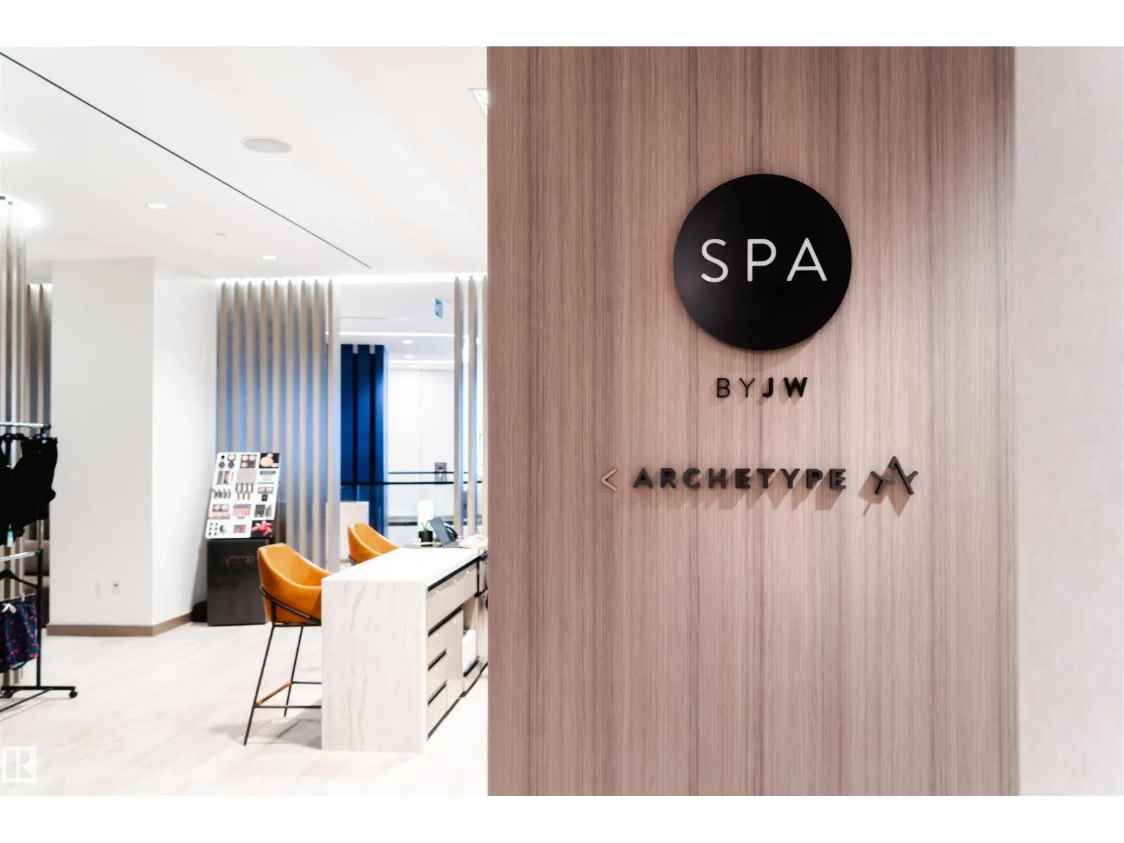#4603 10360 102 ST NW