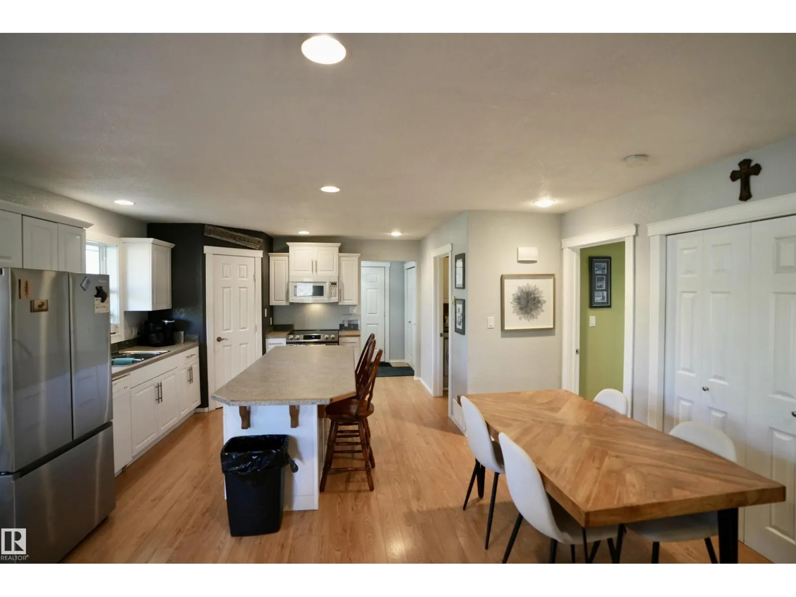 136, 11124 TWP RD 595