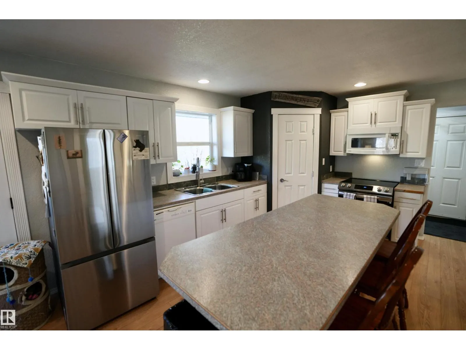 136, 11124 TWP RD 595