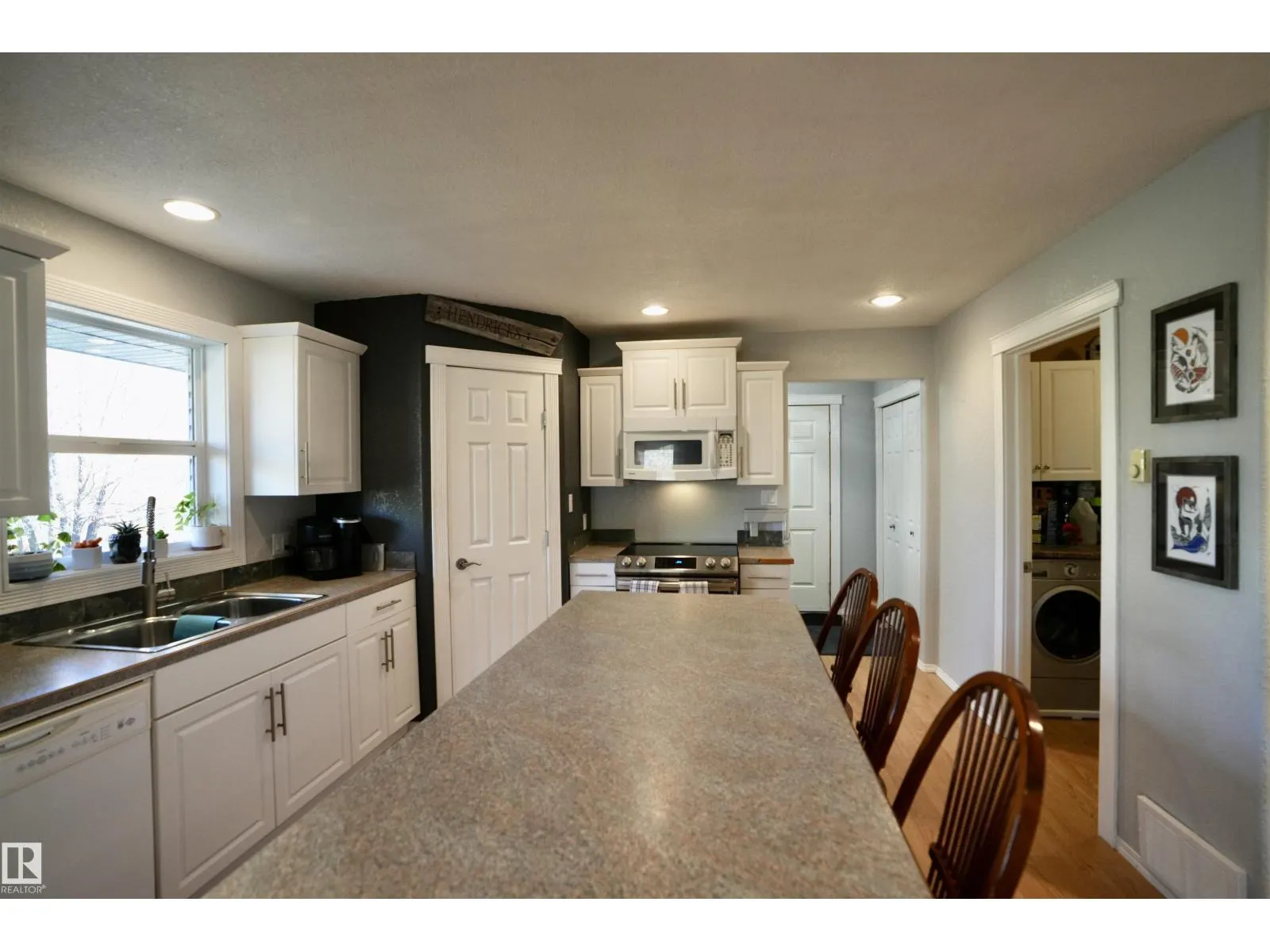 136, 11124 TWP RD 595