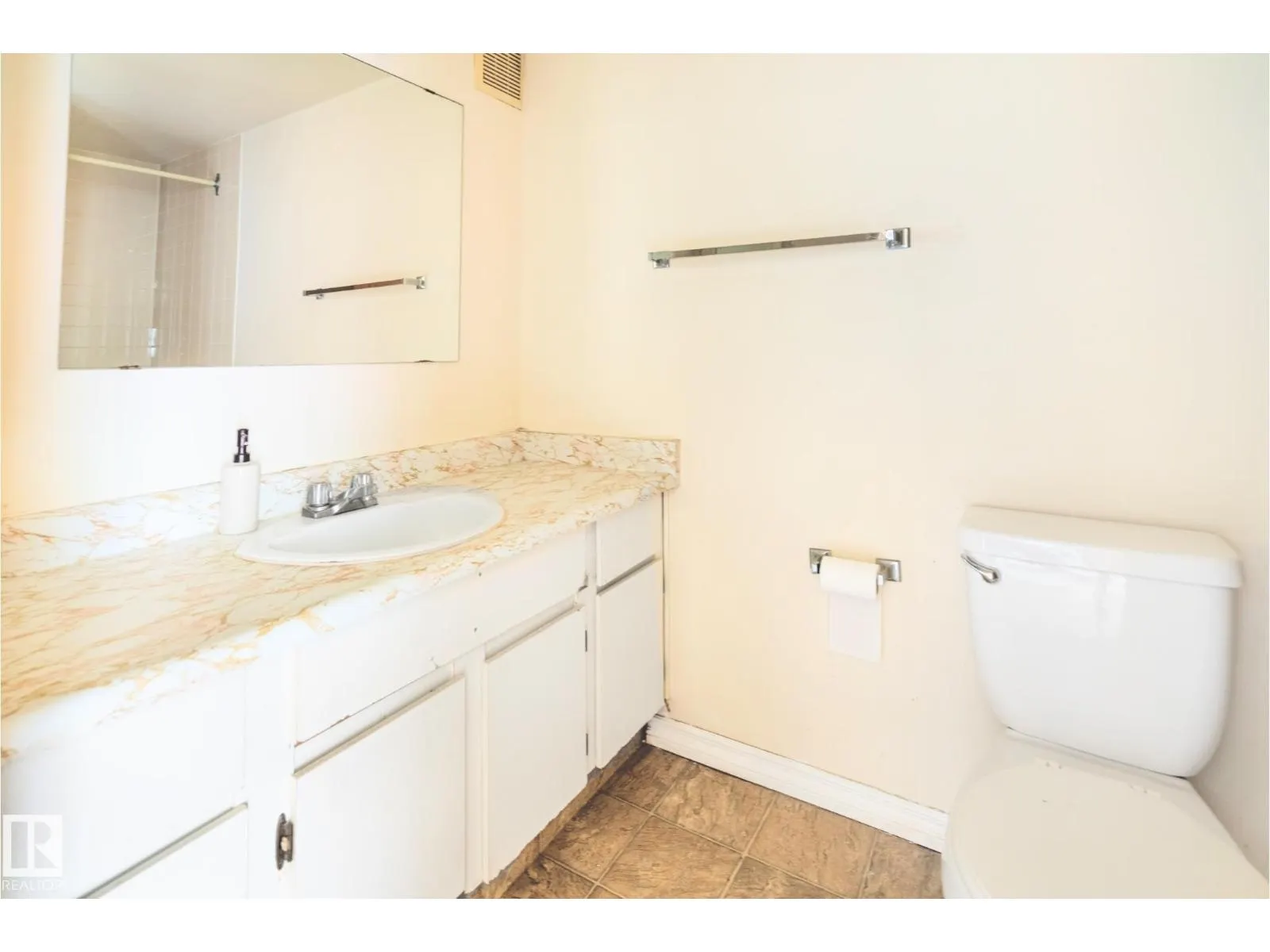 #203 1628 48 ST NW