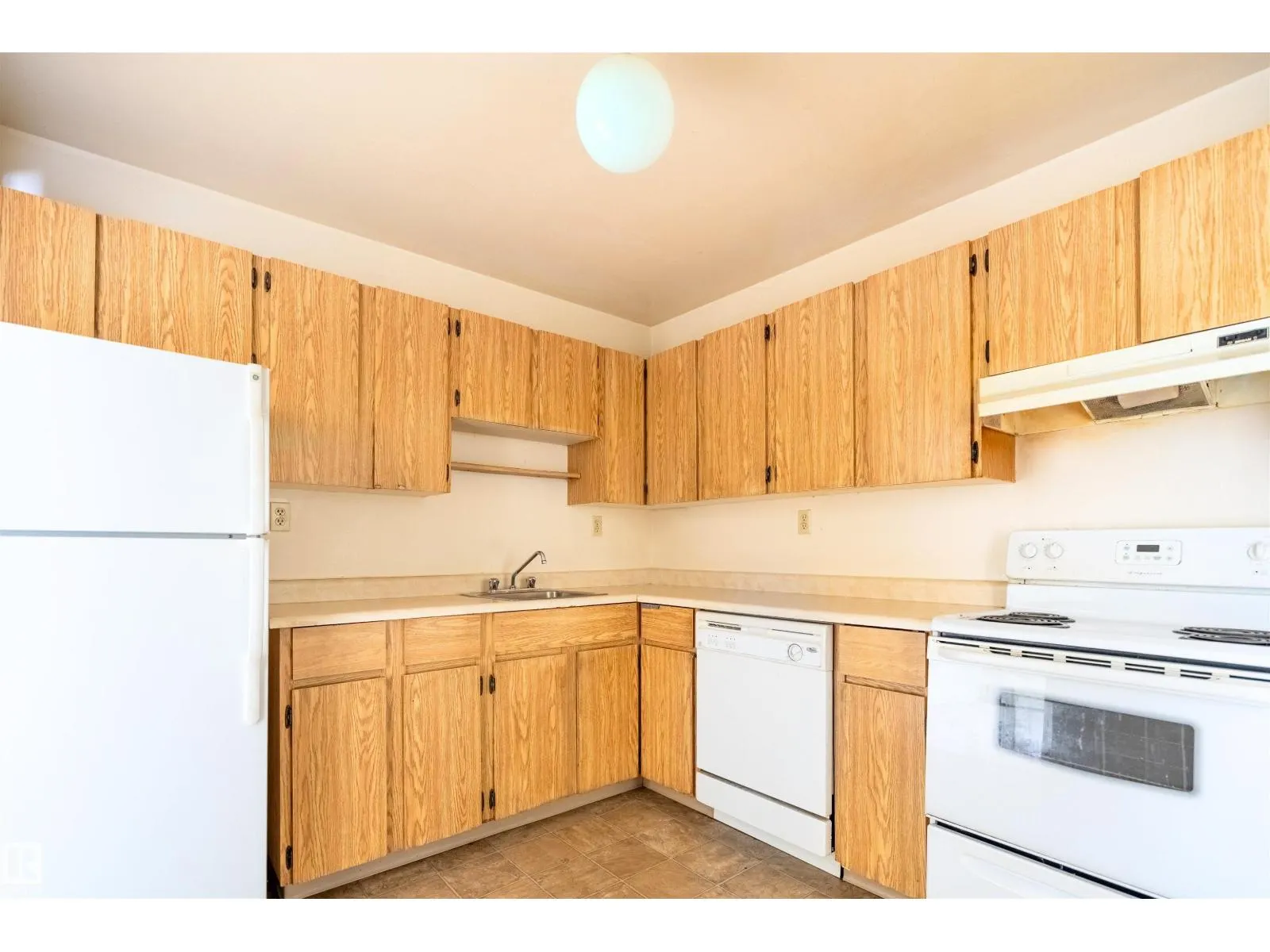 #203 1628 48 ST NW