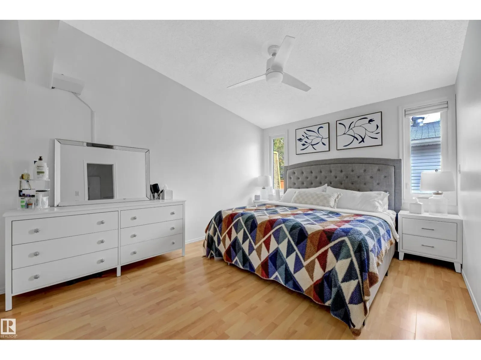 9115 79 ST NW