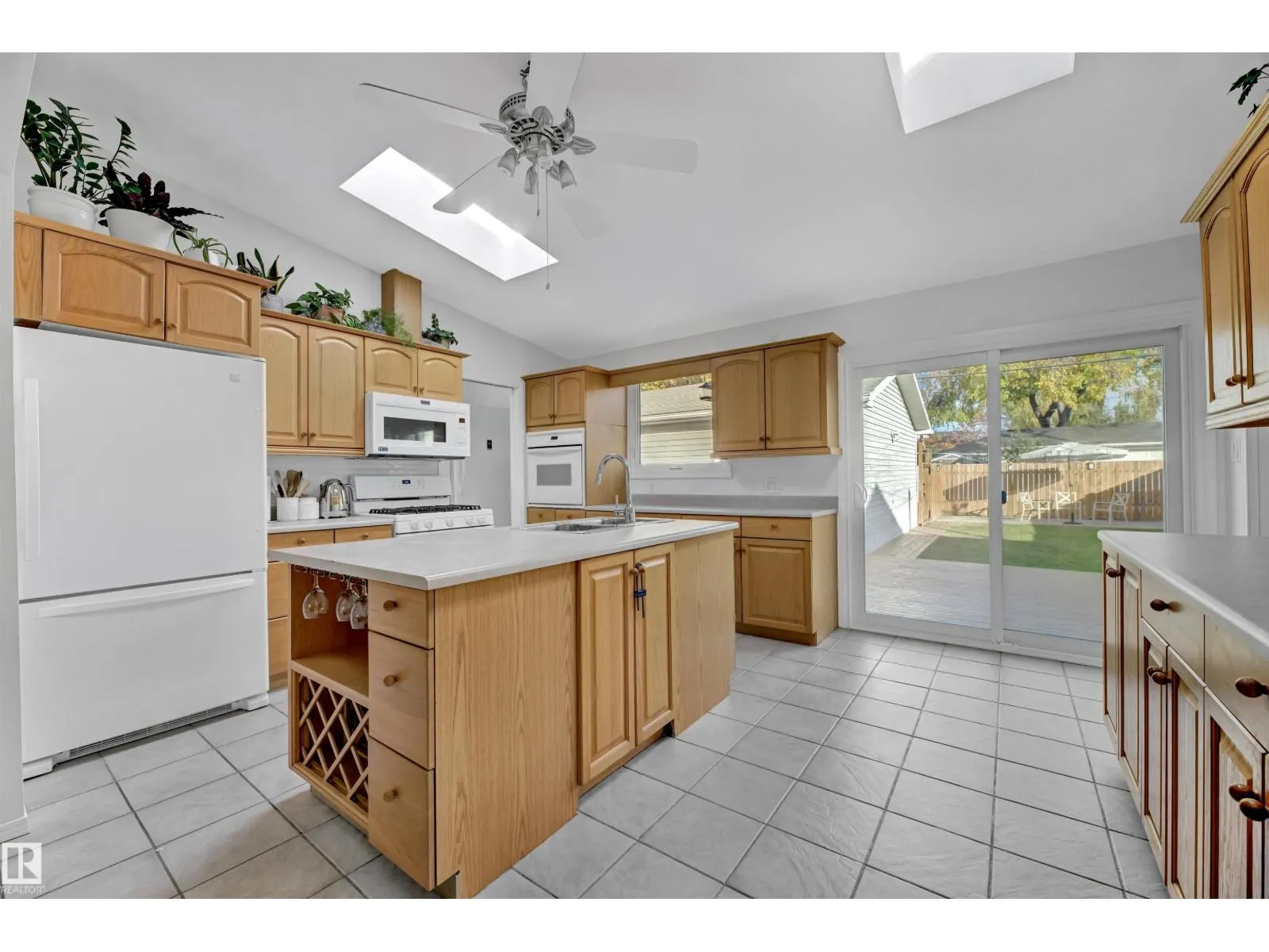 9115 79 ST NW