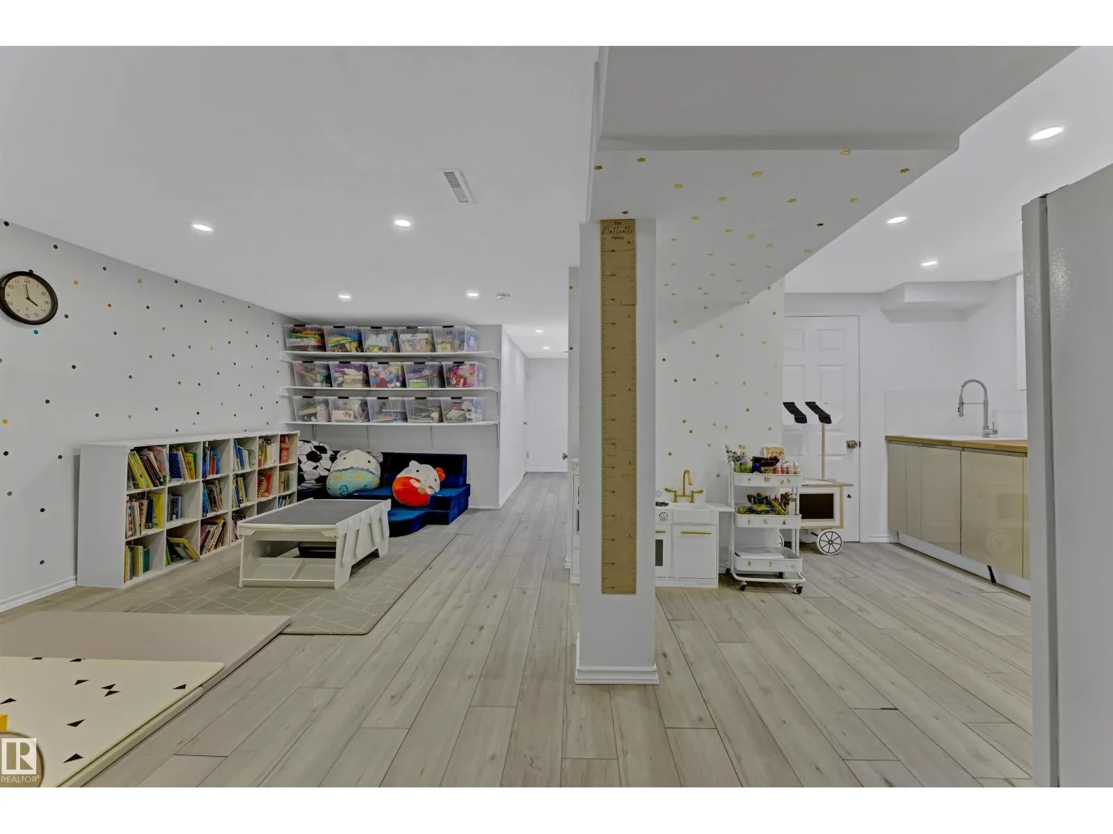 9115 79 ST NW