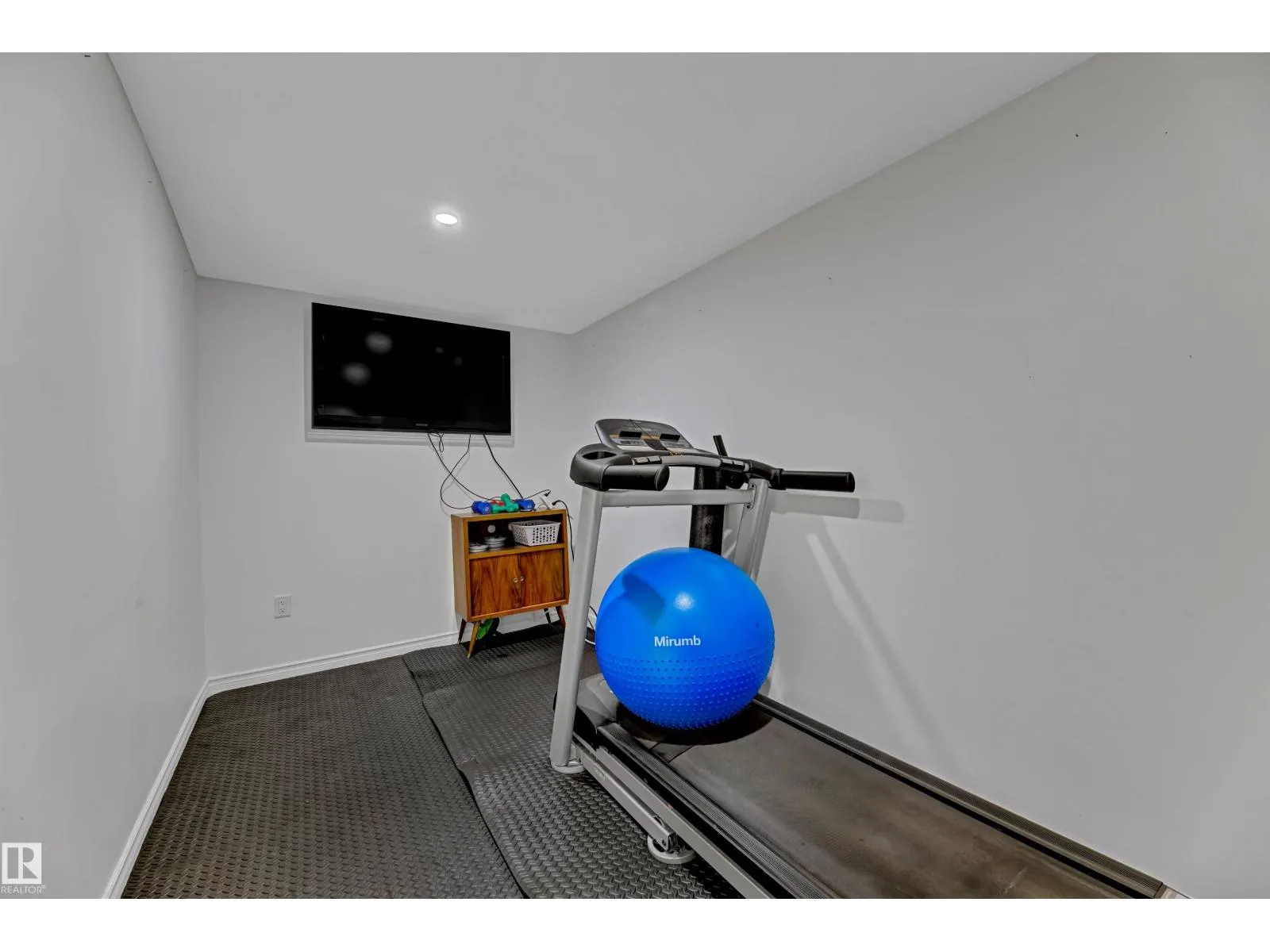 9115 79 ST NW
