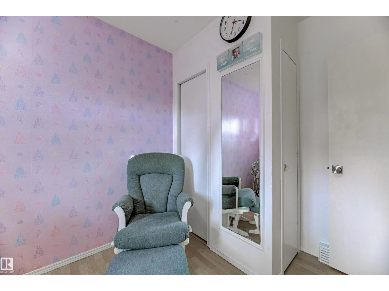 9115 79 ST NW