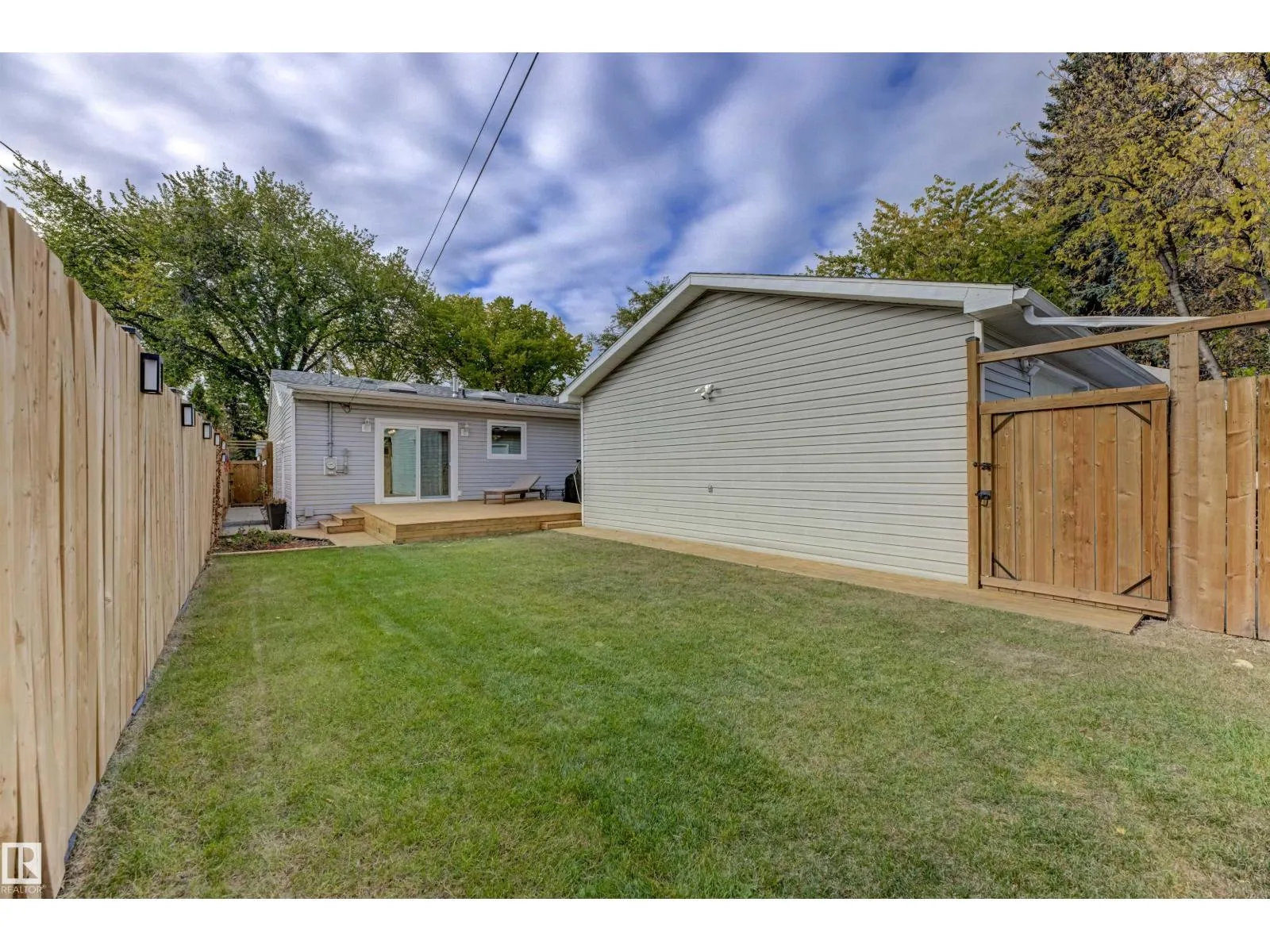 9115 79 ST NW