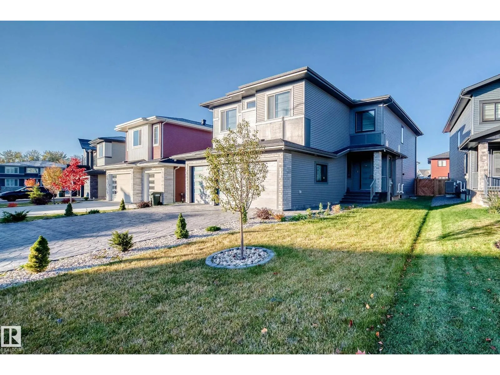 42 Elwyck Gate