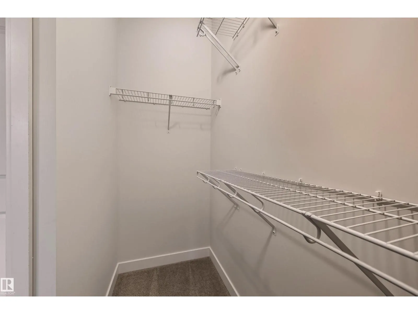 #52 804 WELSH DR SW